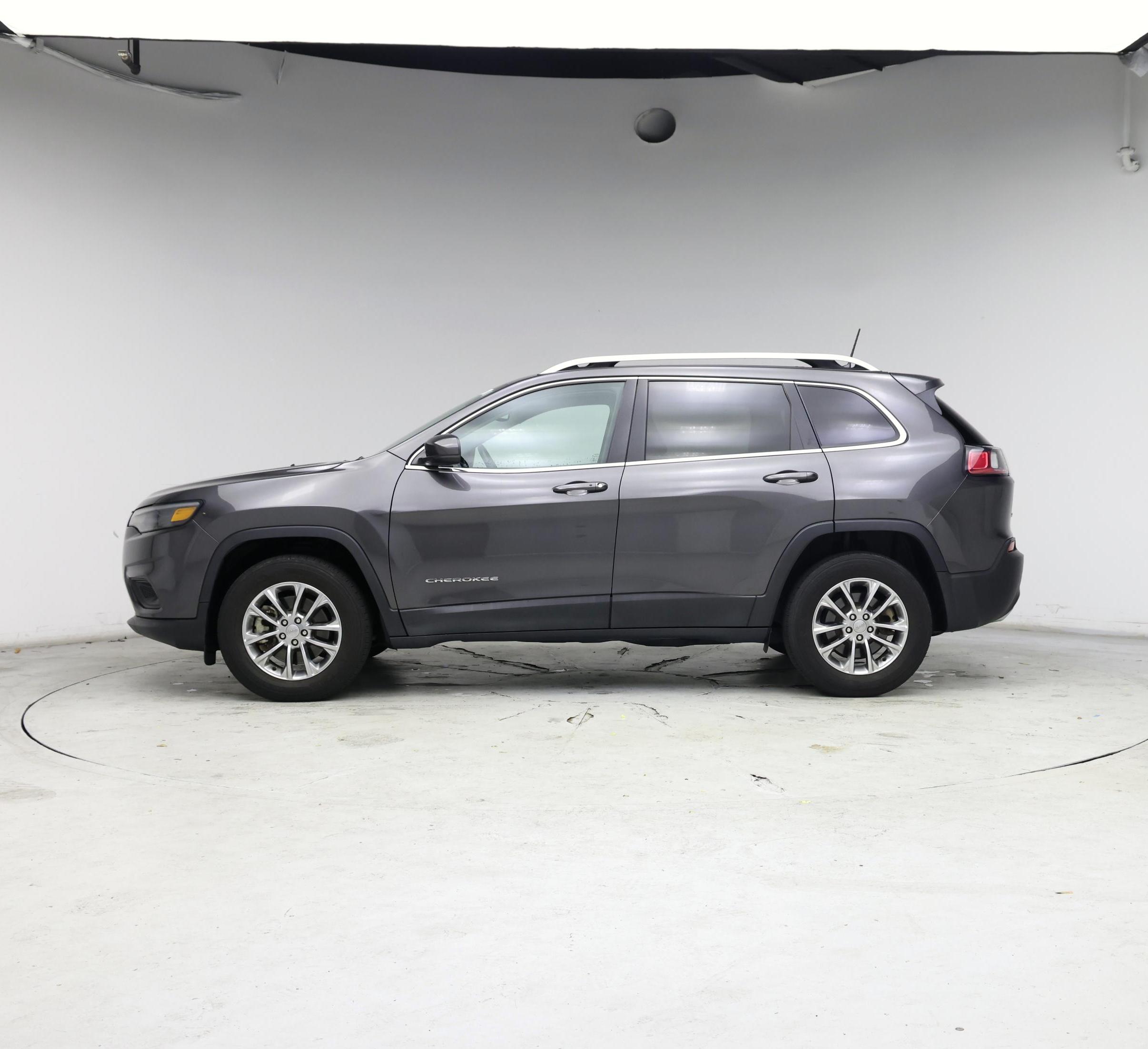Thumbnail: 2021 Jeep Cherokee - 3