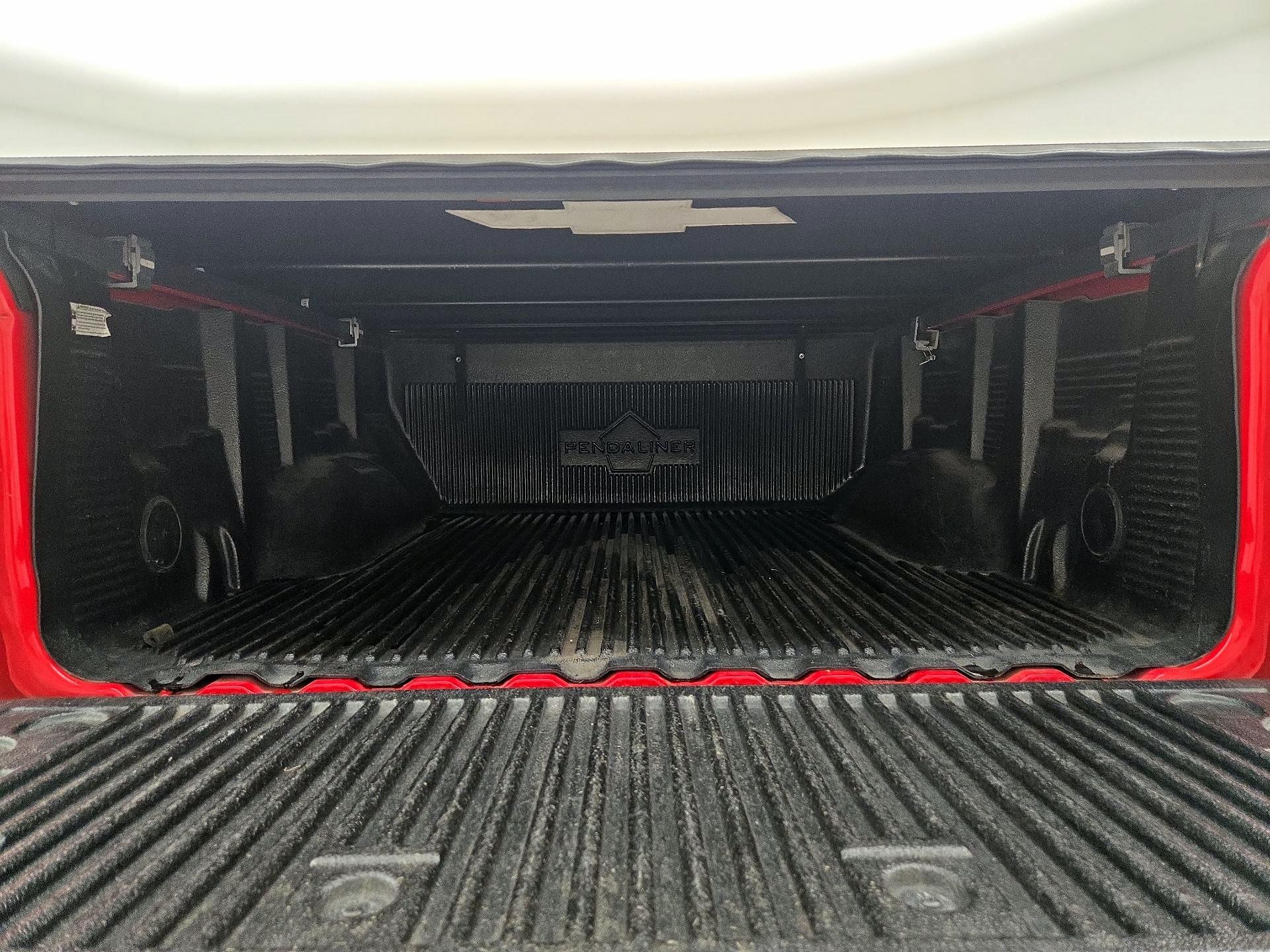 Thumbnail: 2018 Chevrolet Colorado - 20