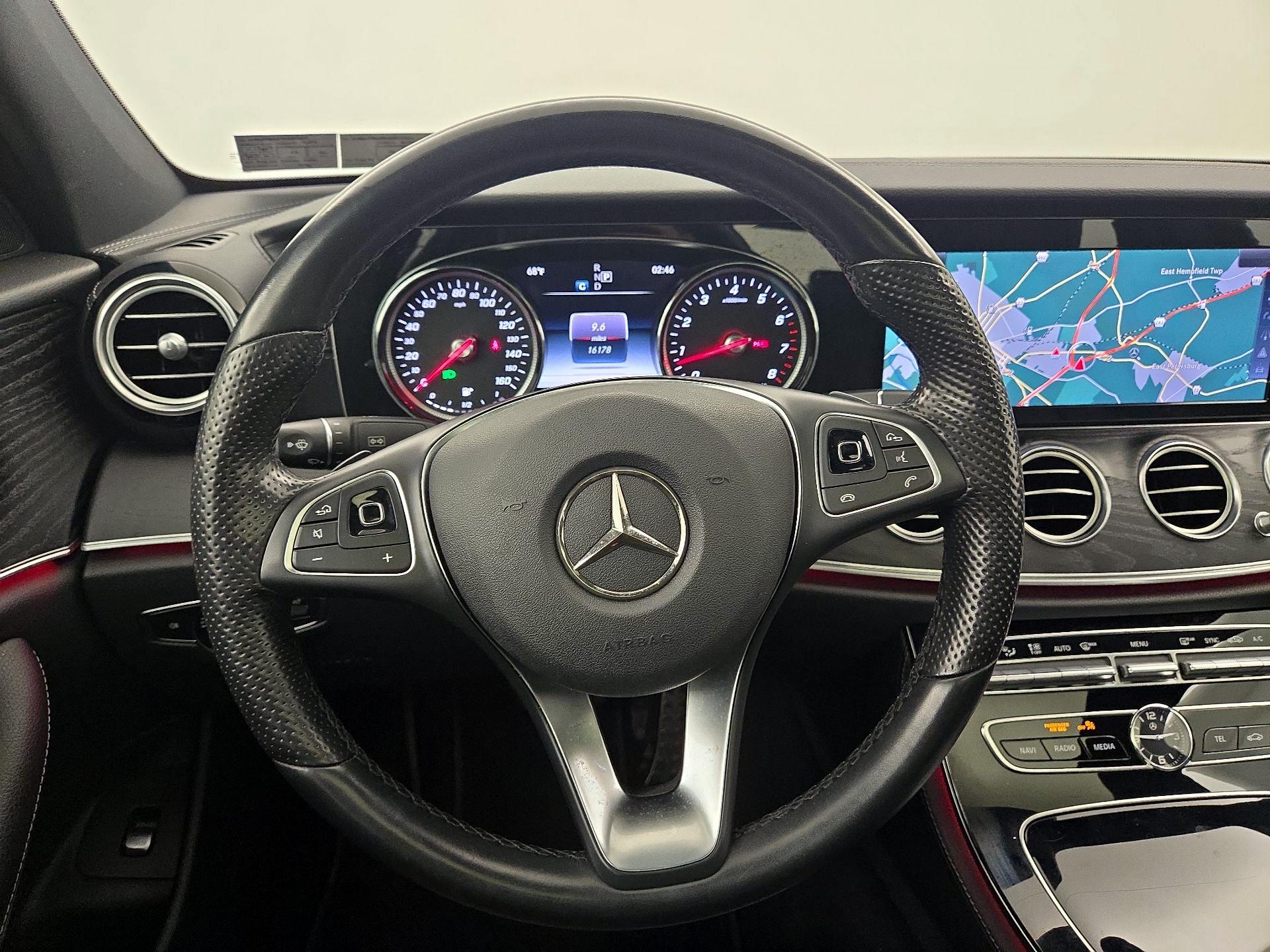Thumbnail: 2017 Mercedes-Benz E-Class - 10