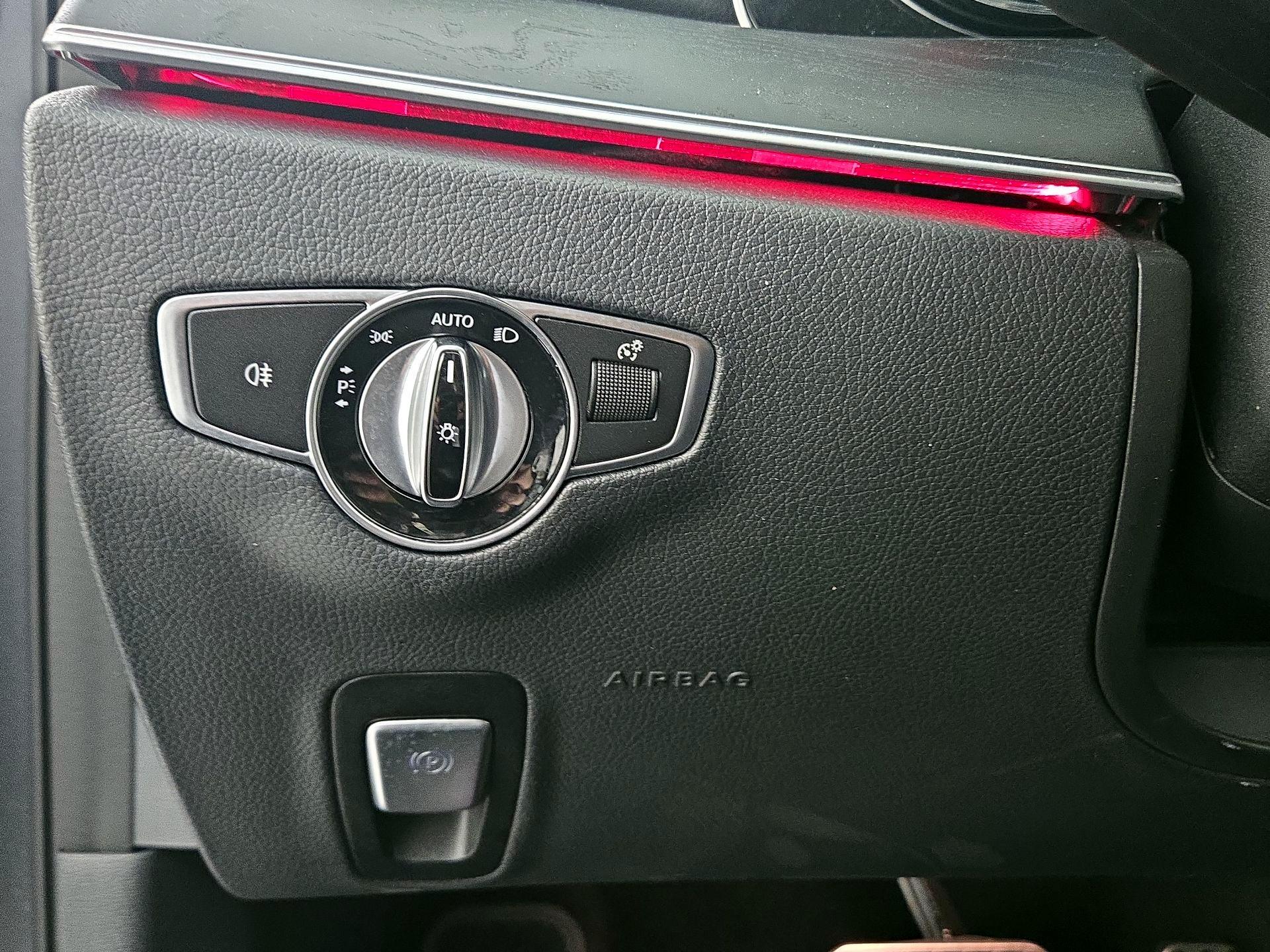 Thumbnail: 2017 Mercedes-Benz E-Class - 13