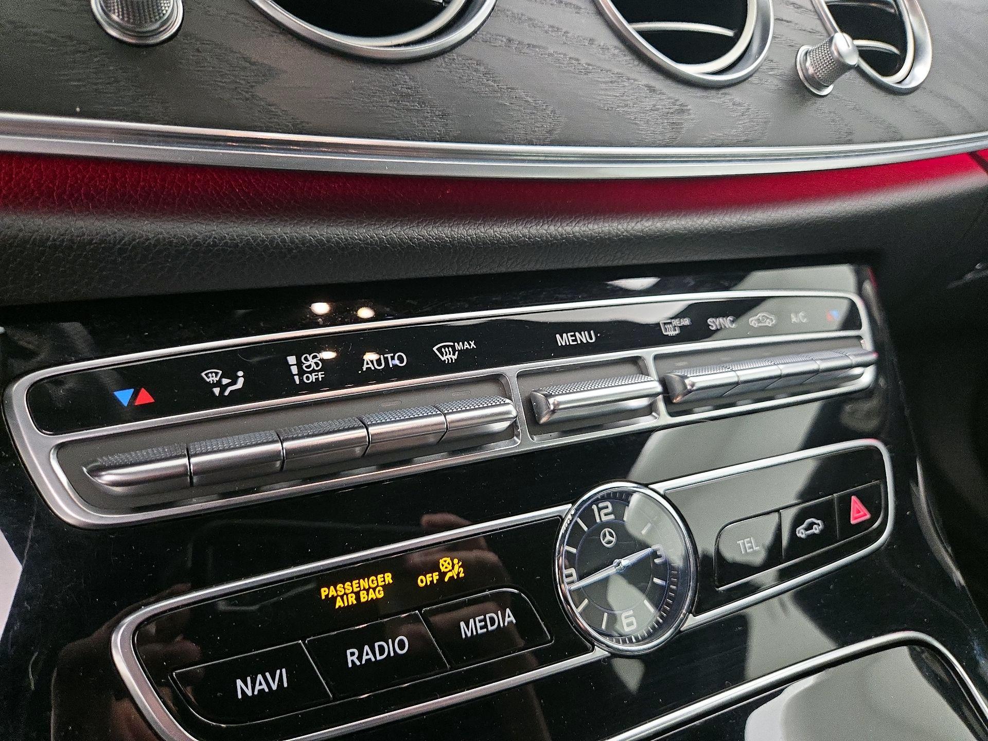 Thumbnail: 2017 Mercedes-Benz E-Class - 17