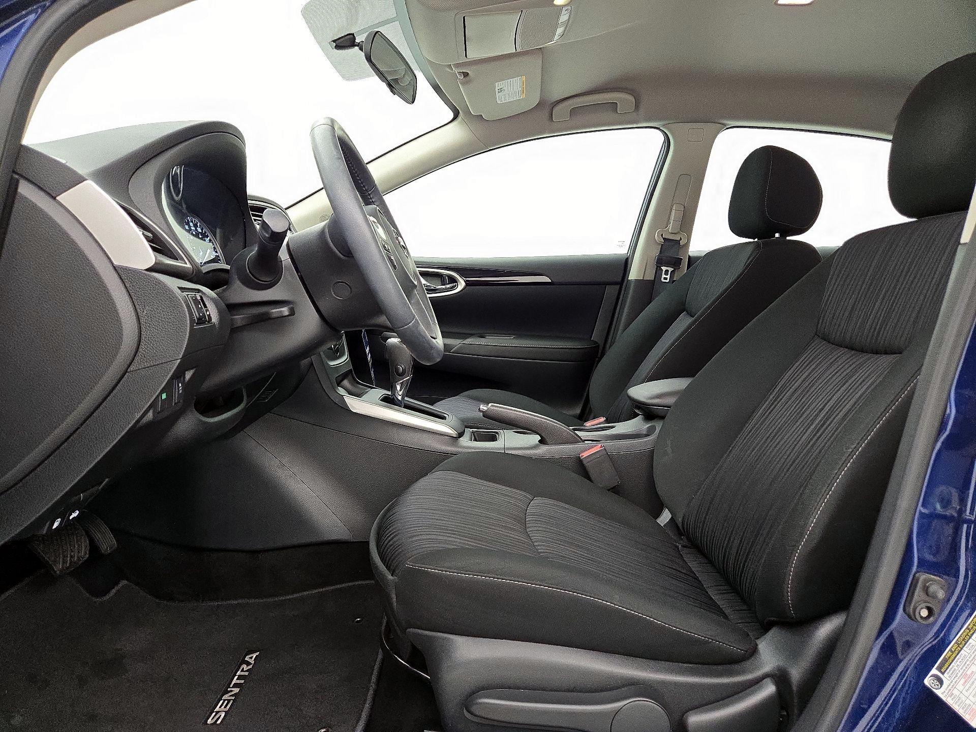 Thumbnail: 2019 Nissan Sentra - 11