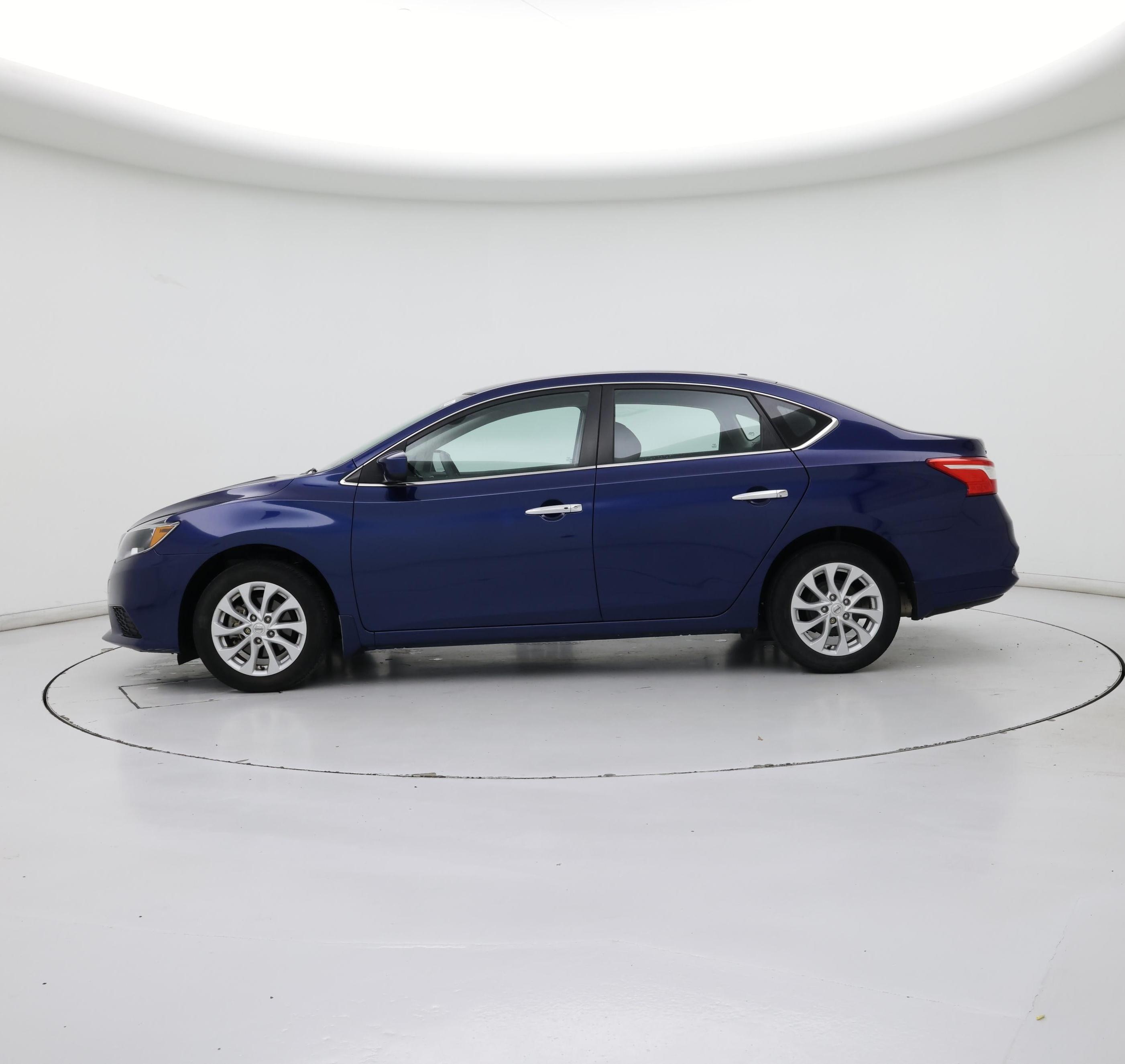 Thumbnail: 2019 Nissan Sentra - 3