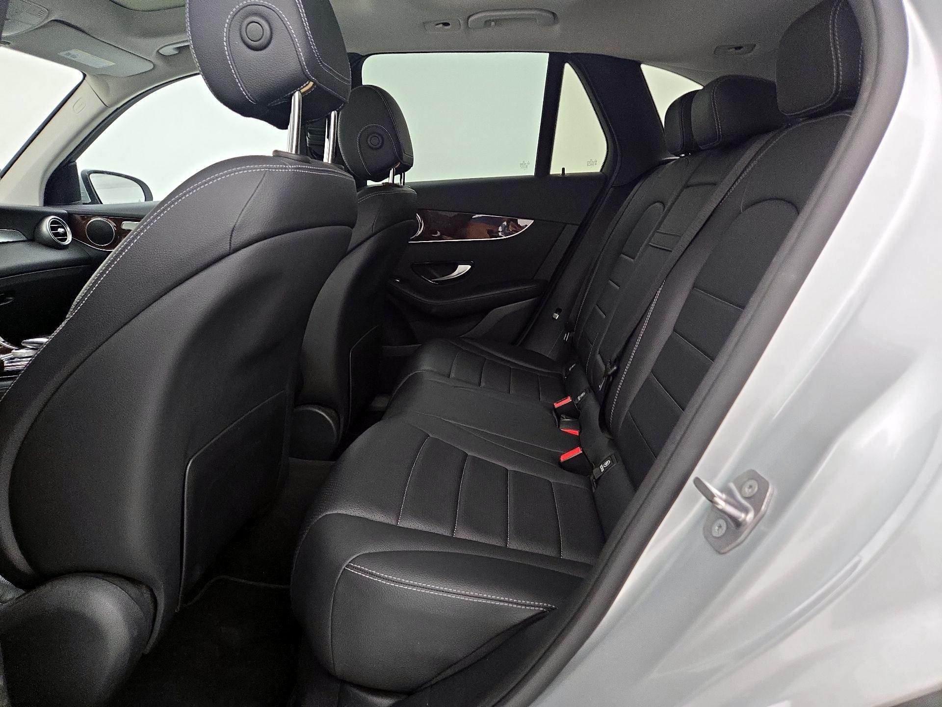 Thumbnail: 2016 Mercedes-Benz GLC - 20