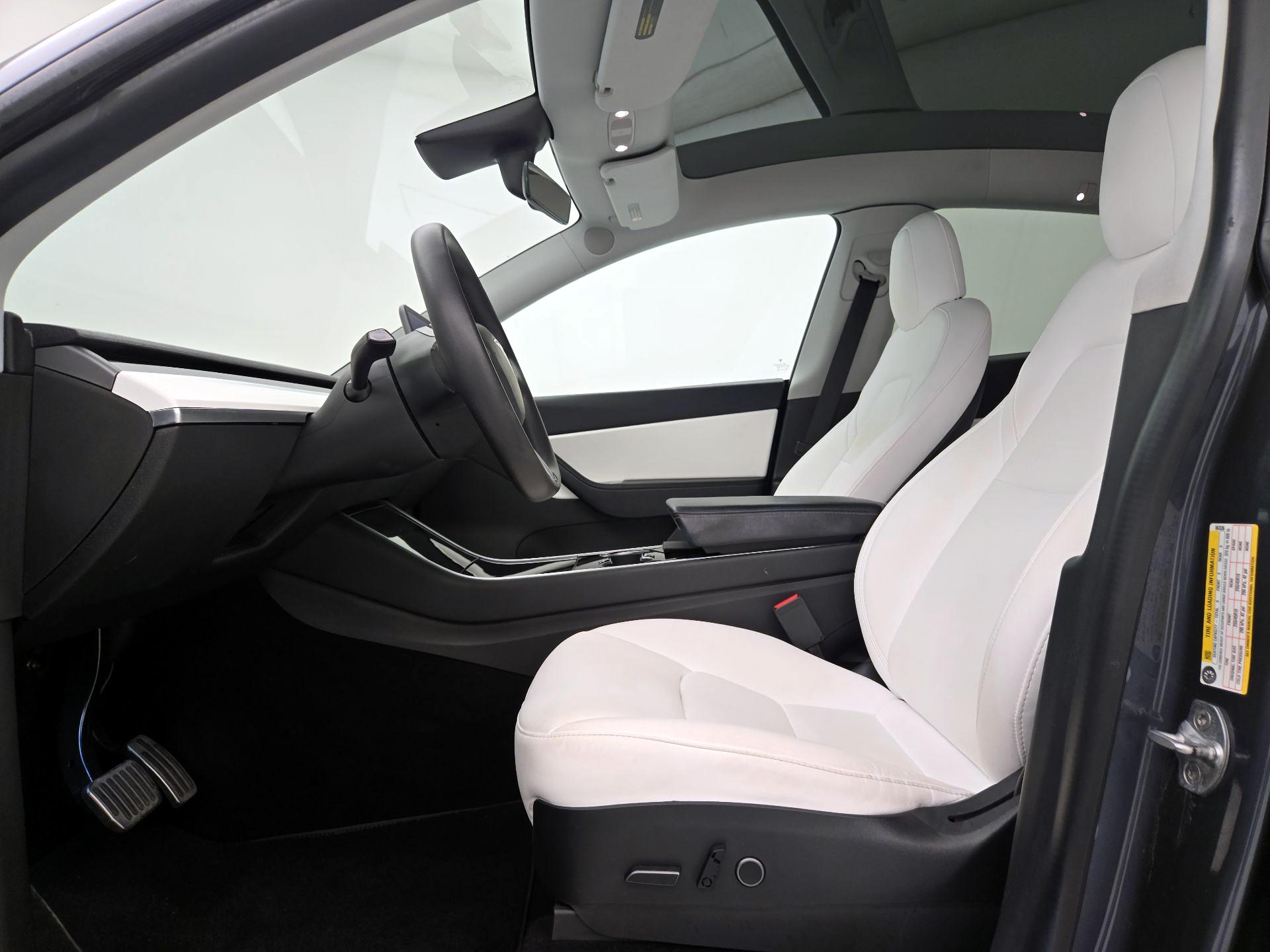 Thumbnail: 2021 Tesla Model Y - 11