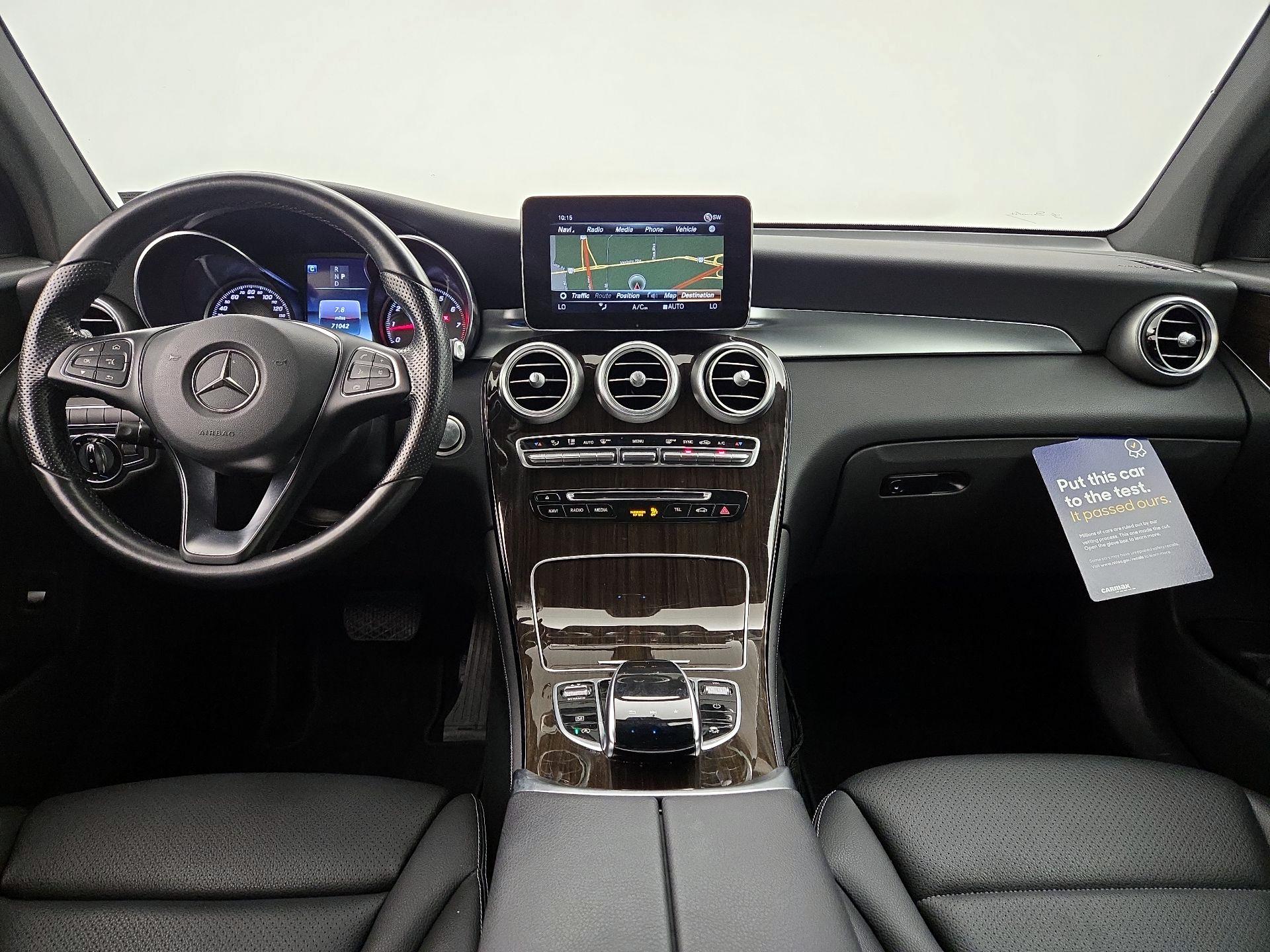 Thumbnail: 2017 Mercedes-Benz GLC - 9