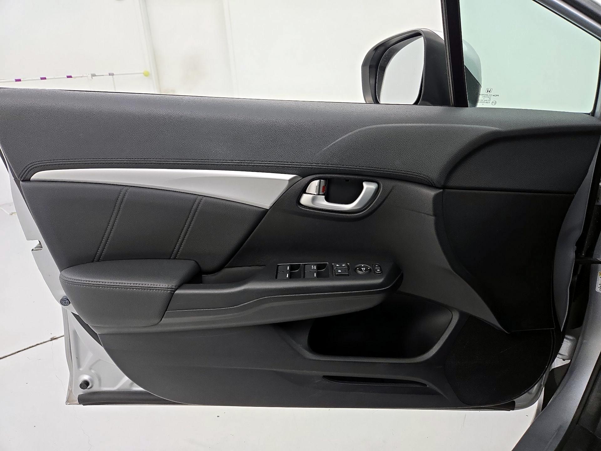 Thumbnail: 2015 Honda Civic - 12