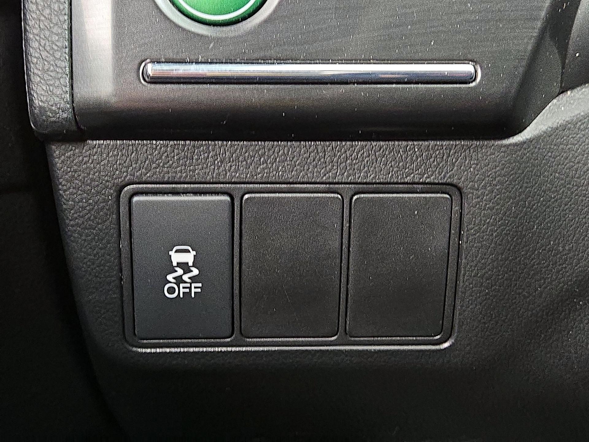 Thumbnail: 2015 Honda Civic - 13