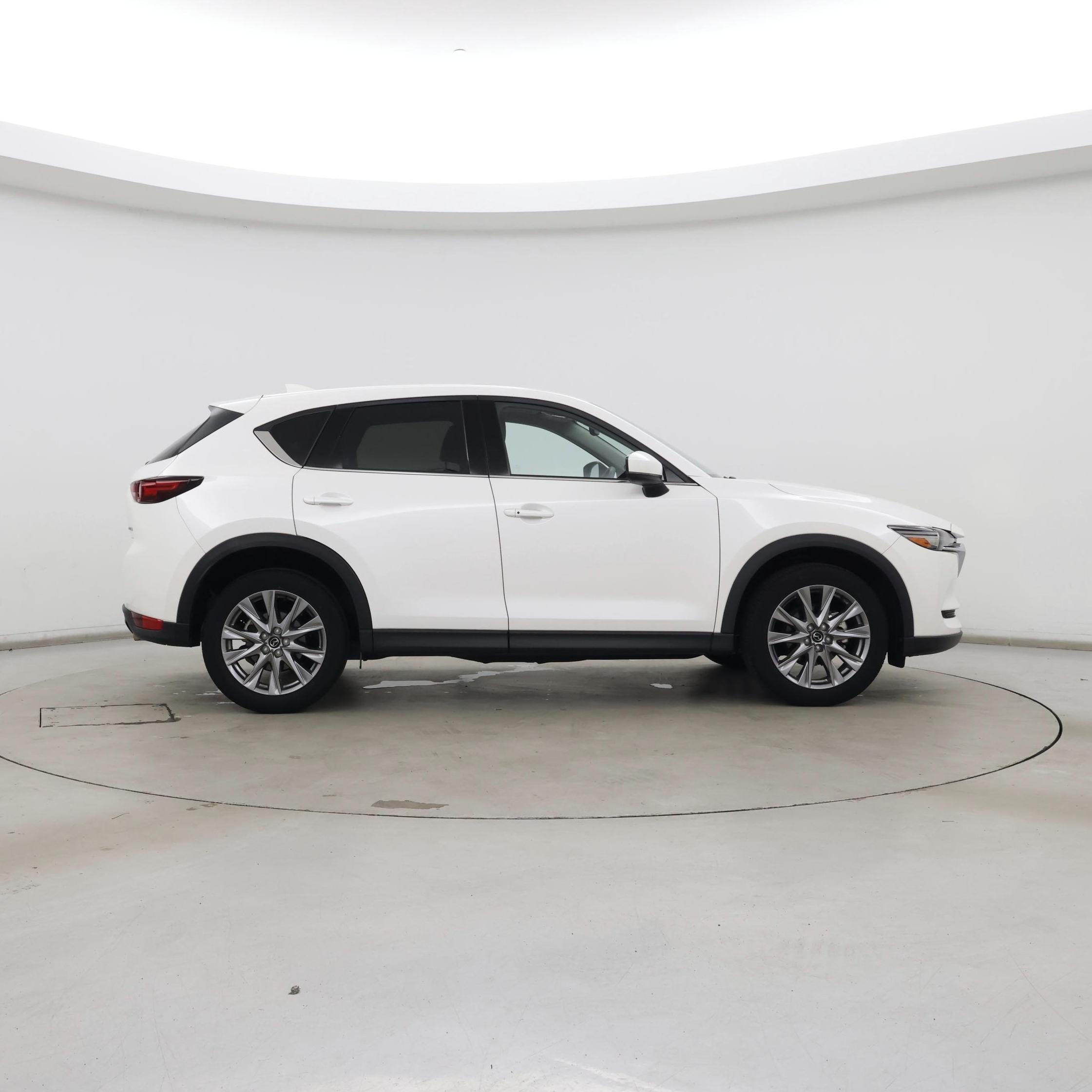 Thumbnail: 2021 Mazda CX-5 - 7