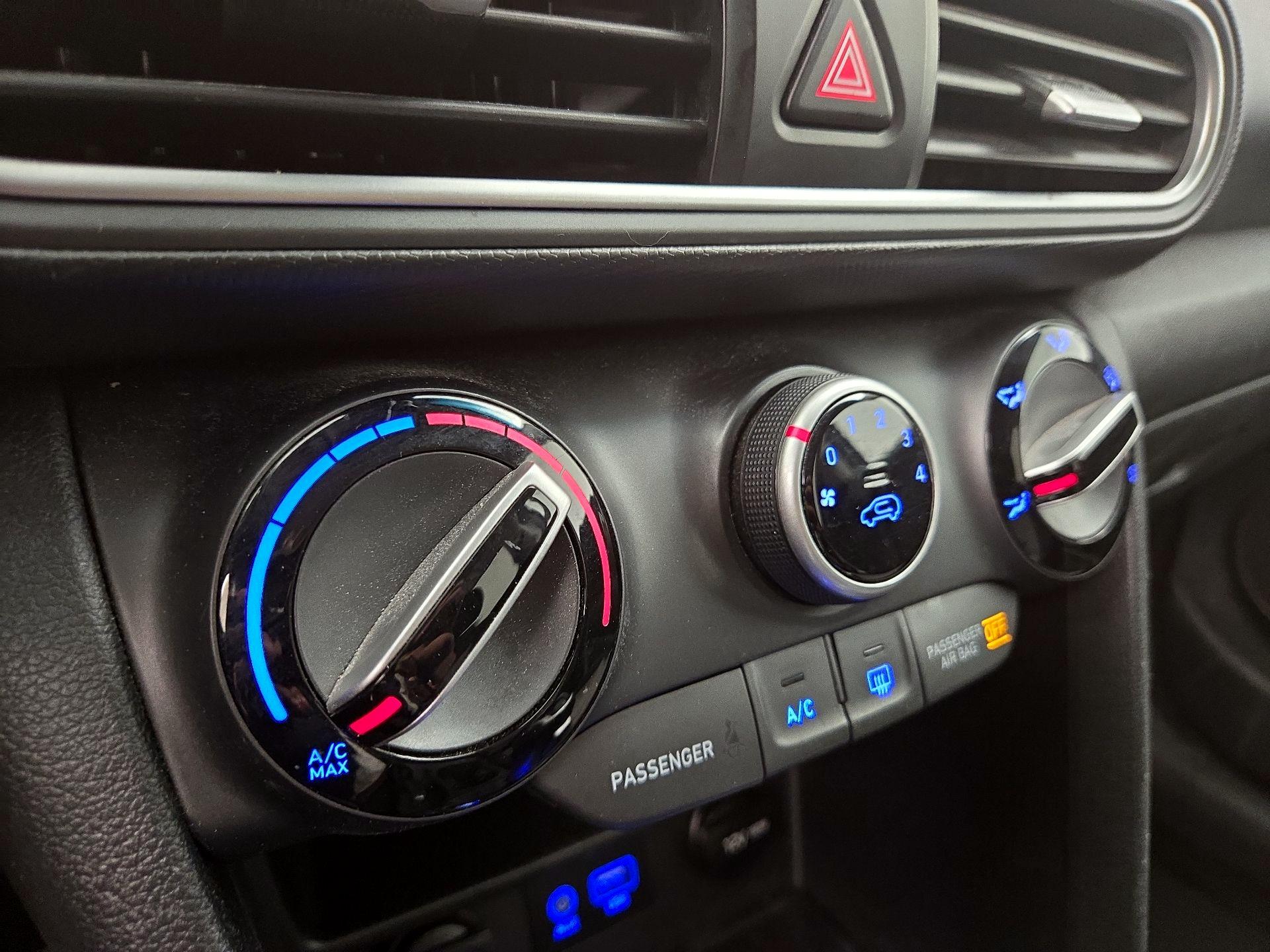 Thumbnail: 2020 Hyundai Kona - 16