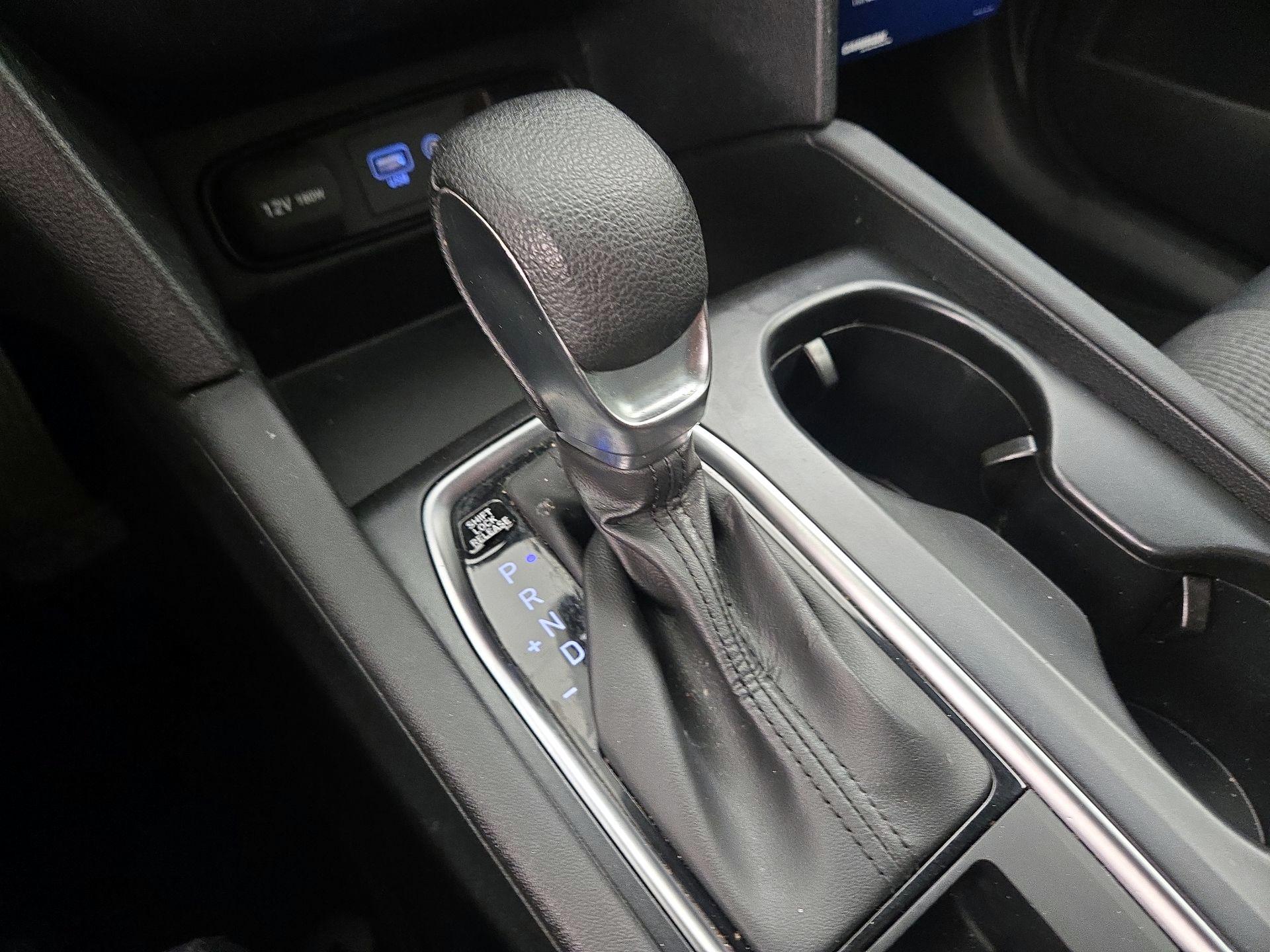 Thumbnail: 2020 Hyundai Santa Fe - 17