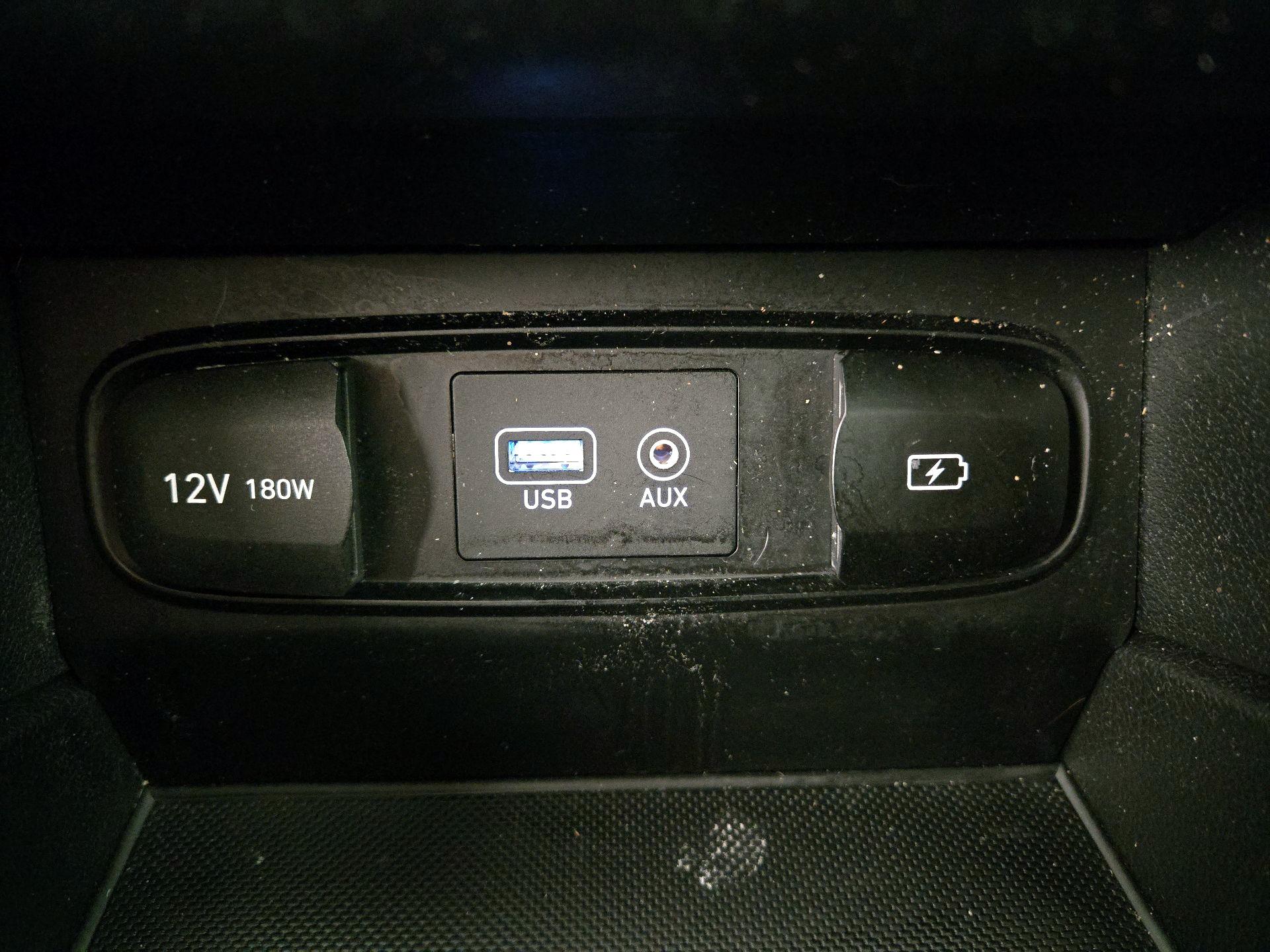 Thumbnail: 2020 Hyundai Santa Fe - 18