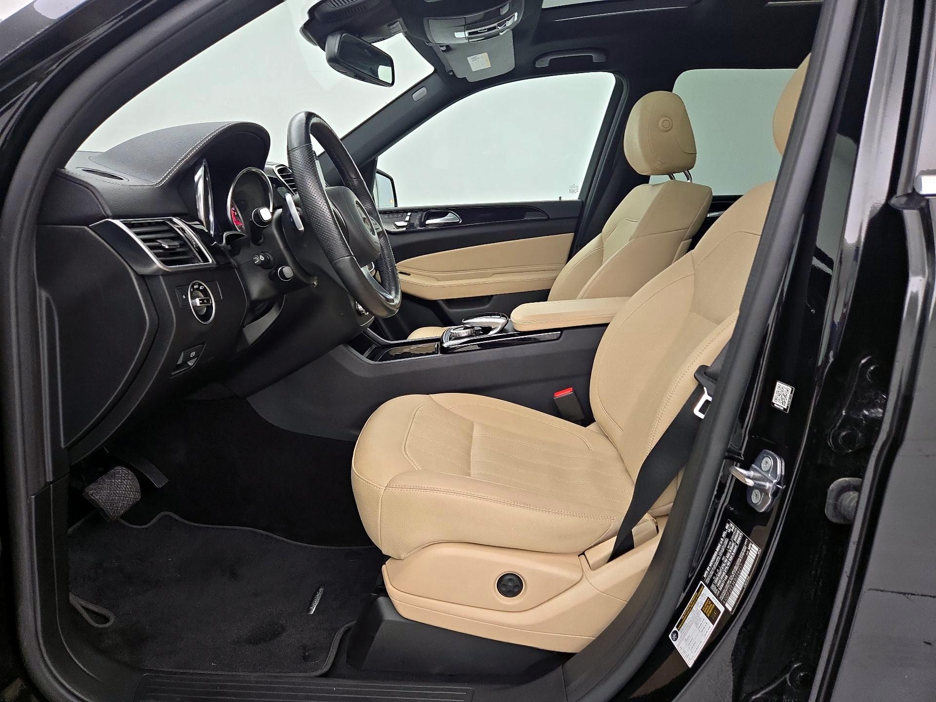Thumbnail: 2019 Mercedes-Benz GLS - 11