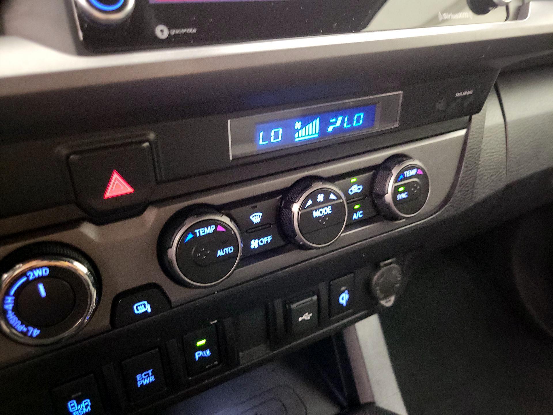 Thumbnail: 2021 Toyota Tacoma - 16