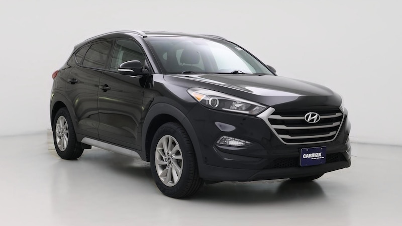 2017 Hyundai Tucson SE Plus Hero Image