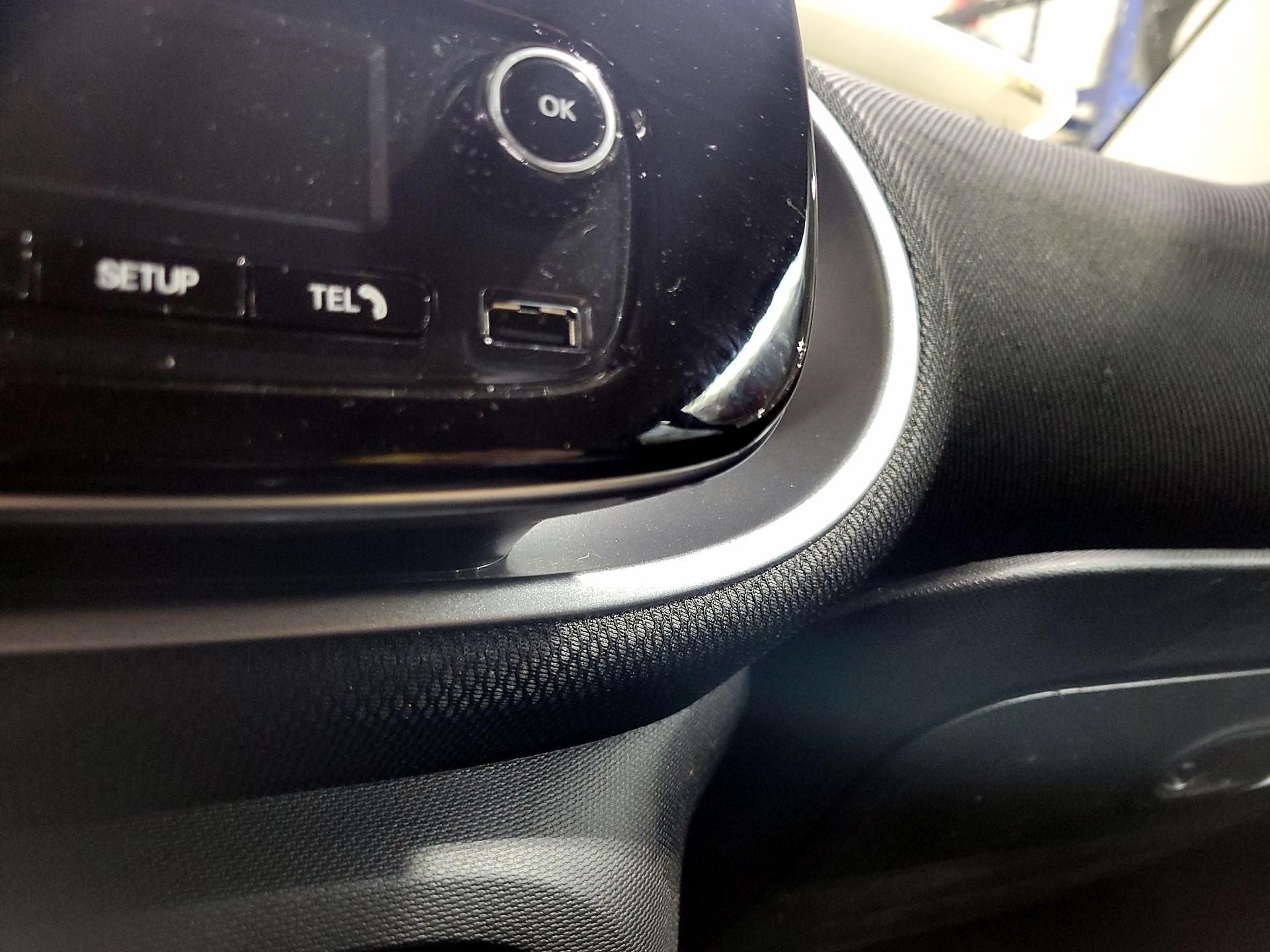 Thumbnail: 2016 smart fortwo - 17