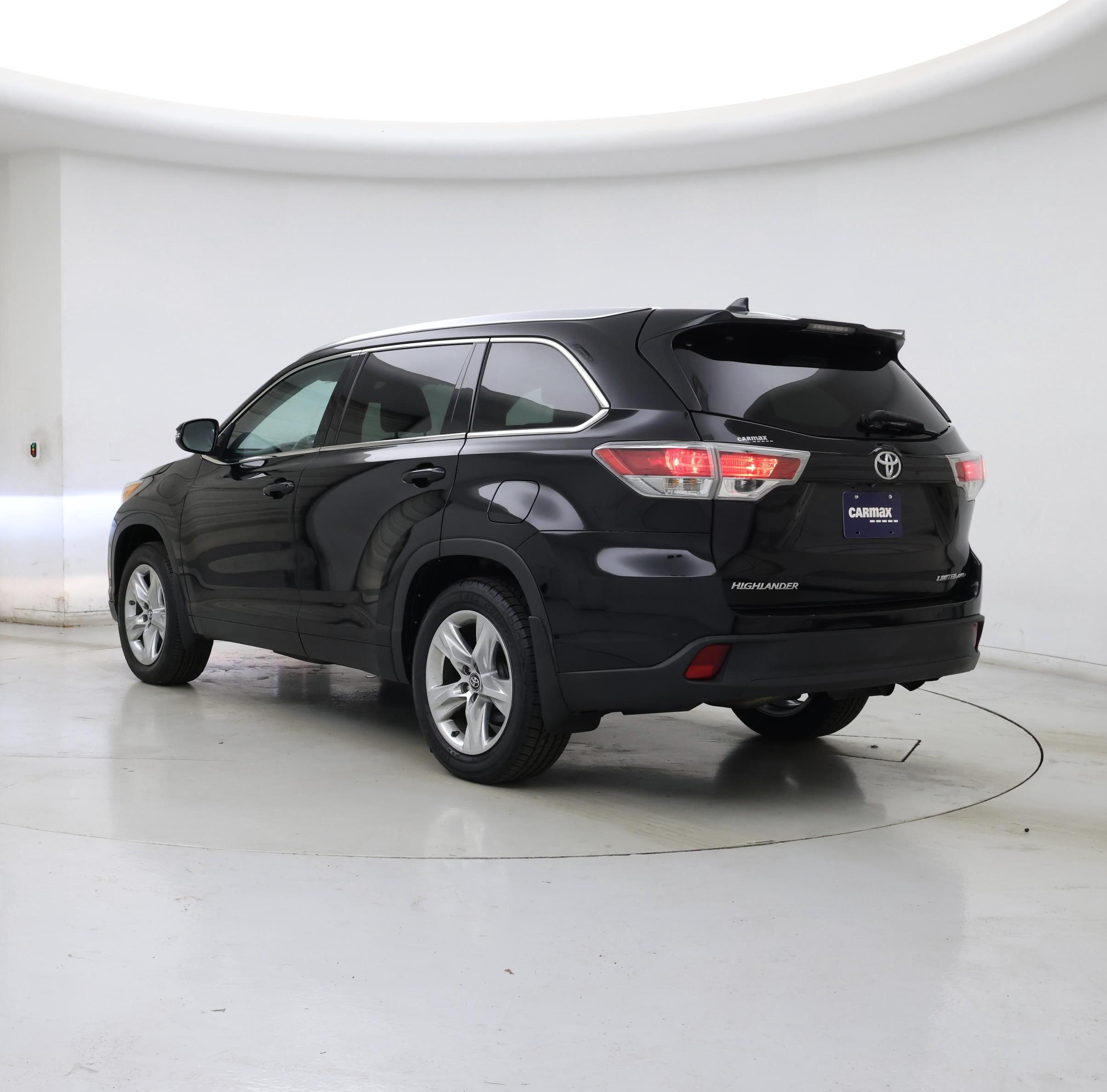 Thumbnail: 2016 Toyota Highlander - 2