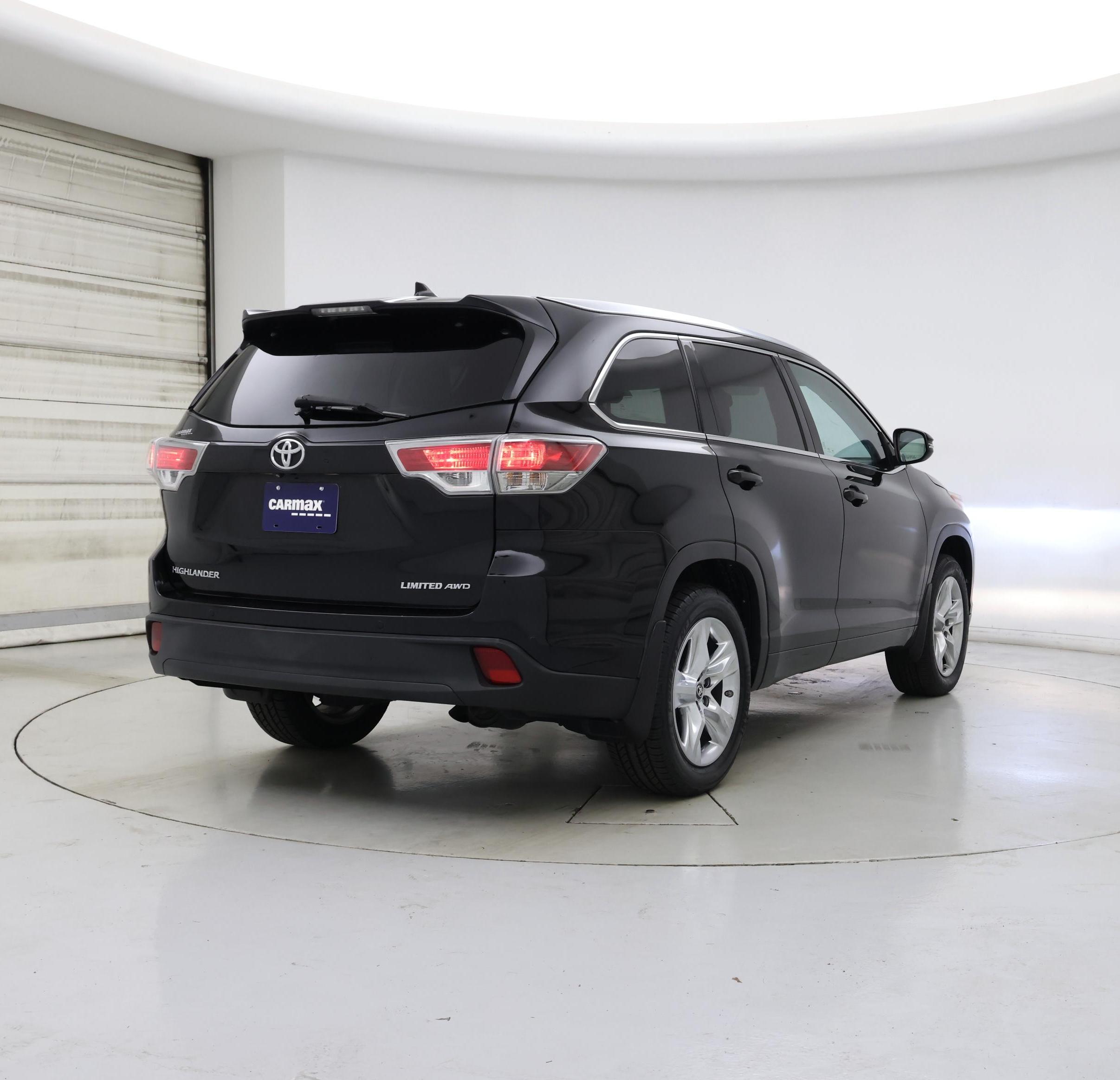 Thumbnail: 2016 Toyota Highlander - 8