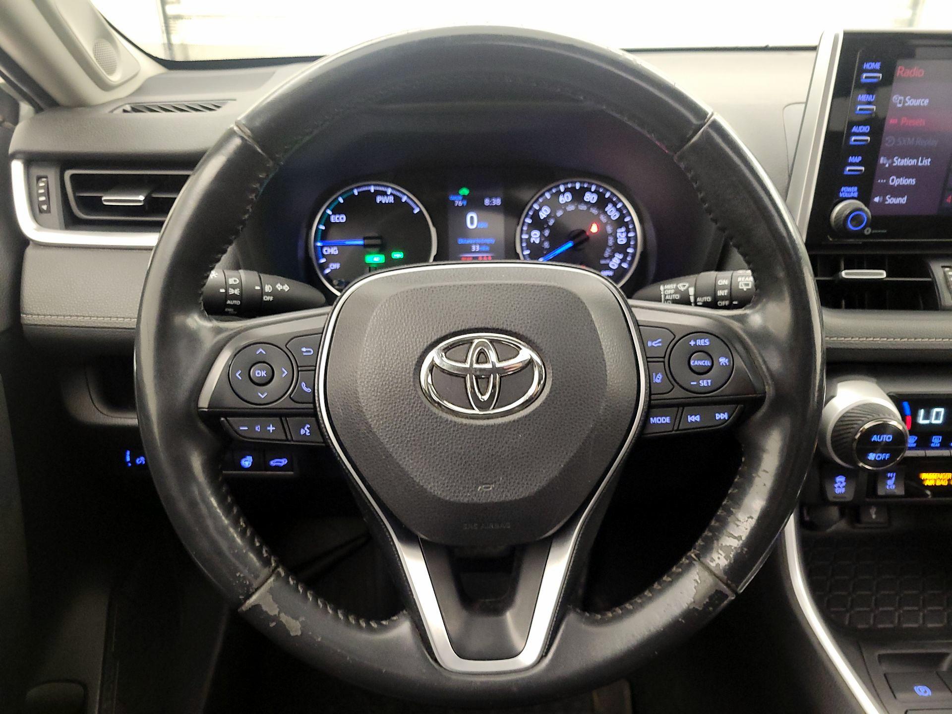 Thumbnail: 2021 Toyota RAV4 - 10