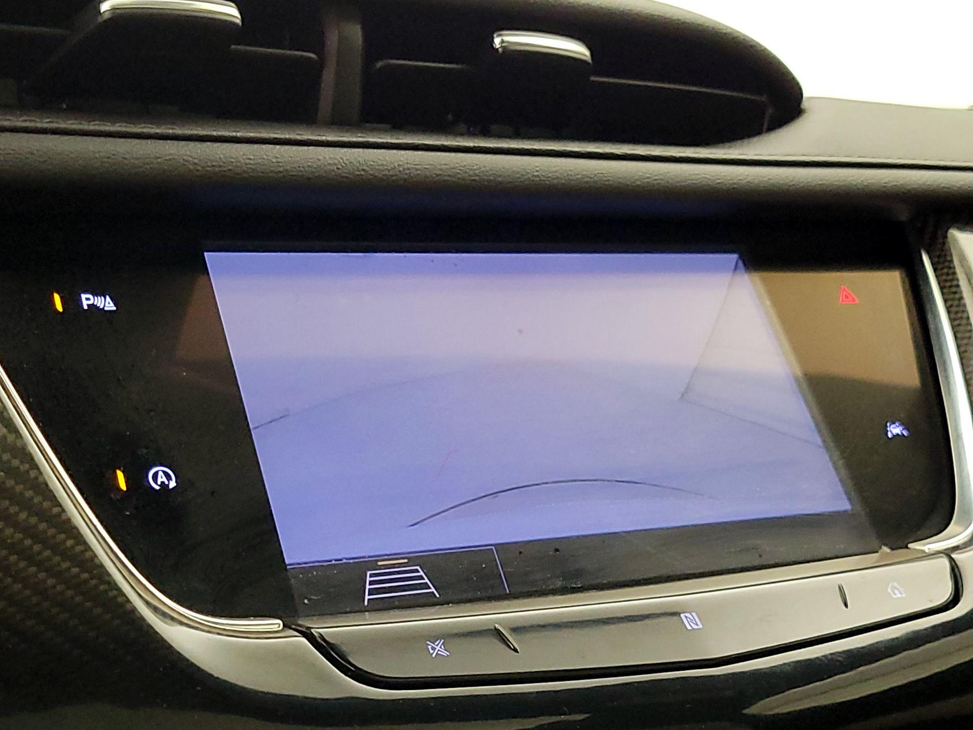 Thumbnail: 2020 Cadillac XT6 - 14