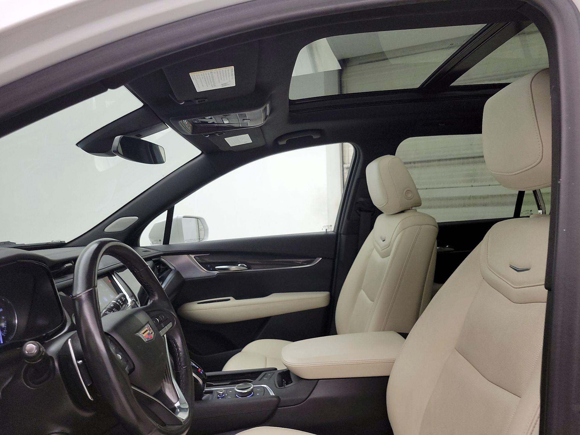 Thumbnail: 2020 Cadillac XT6 - 19