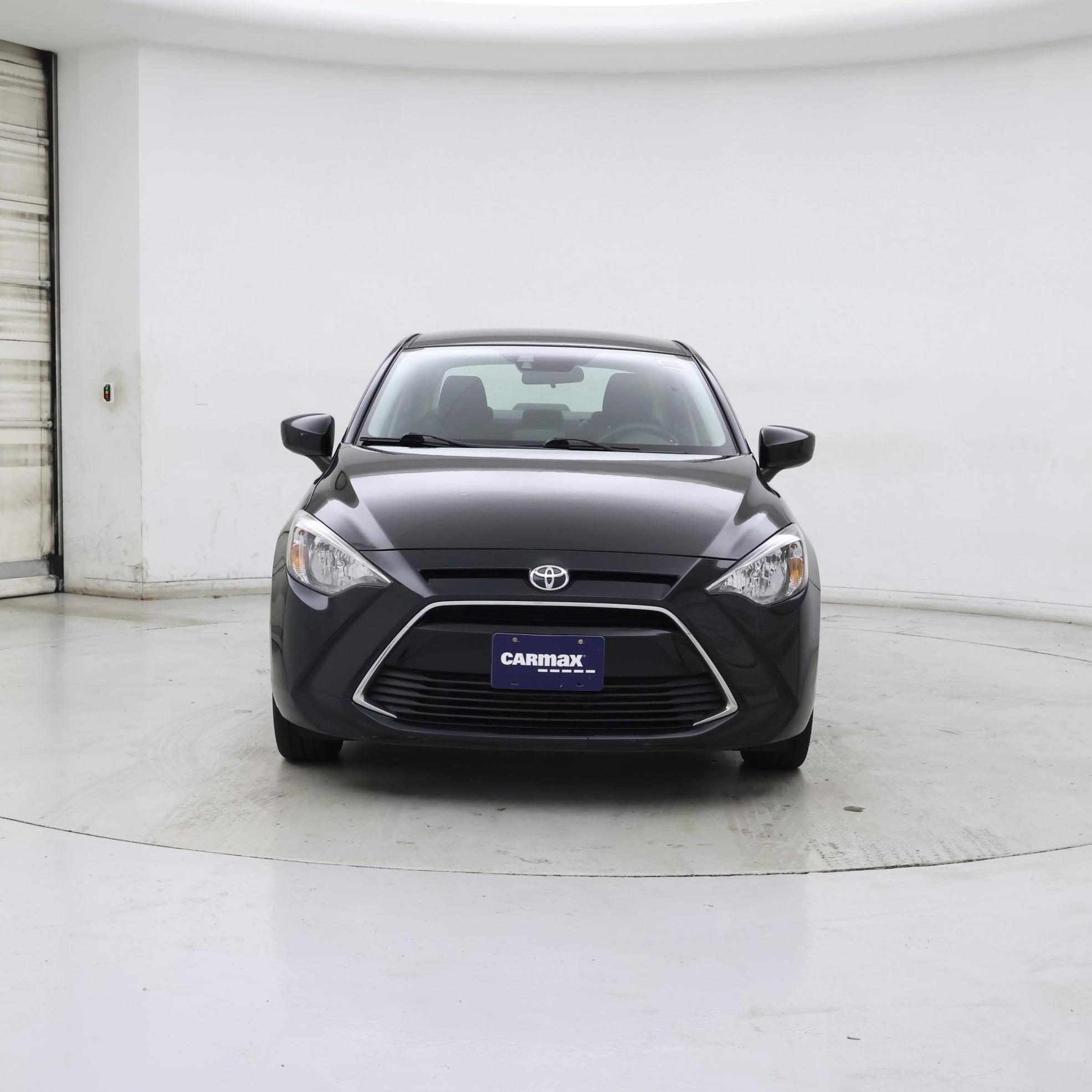 Thumbnail: 2017 Toyota Yaris iA - 5