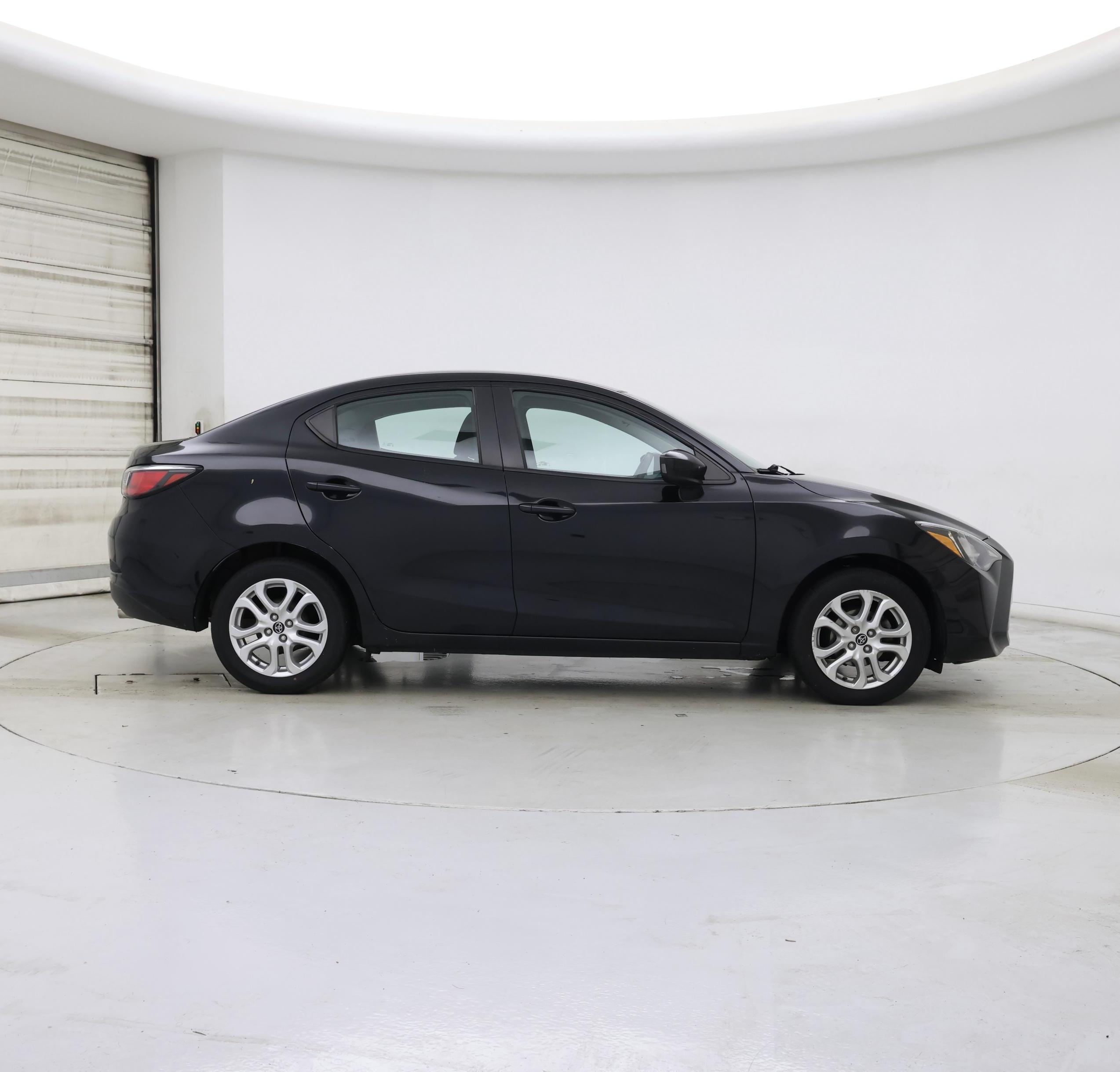 Thumbnail: 2017 Toyota Yaris iA - 7