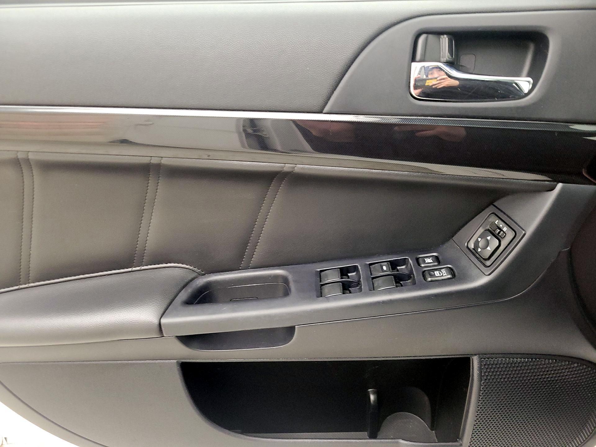 Thumbnail: 2016 Mitsubishi Lancer - 12