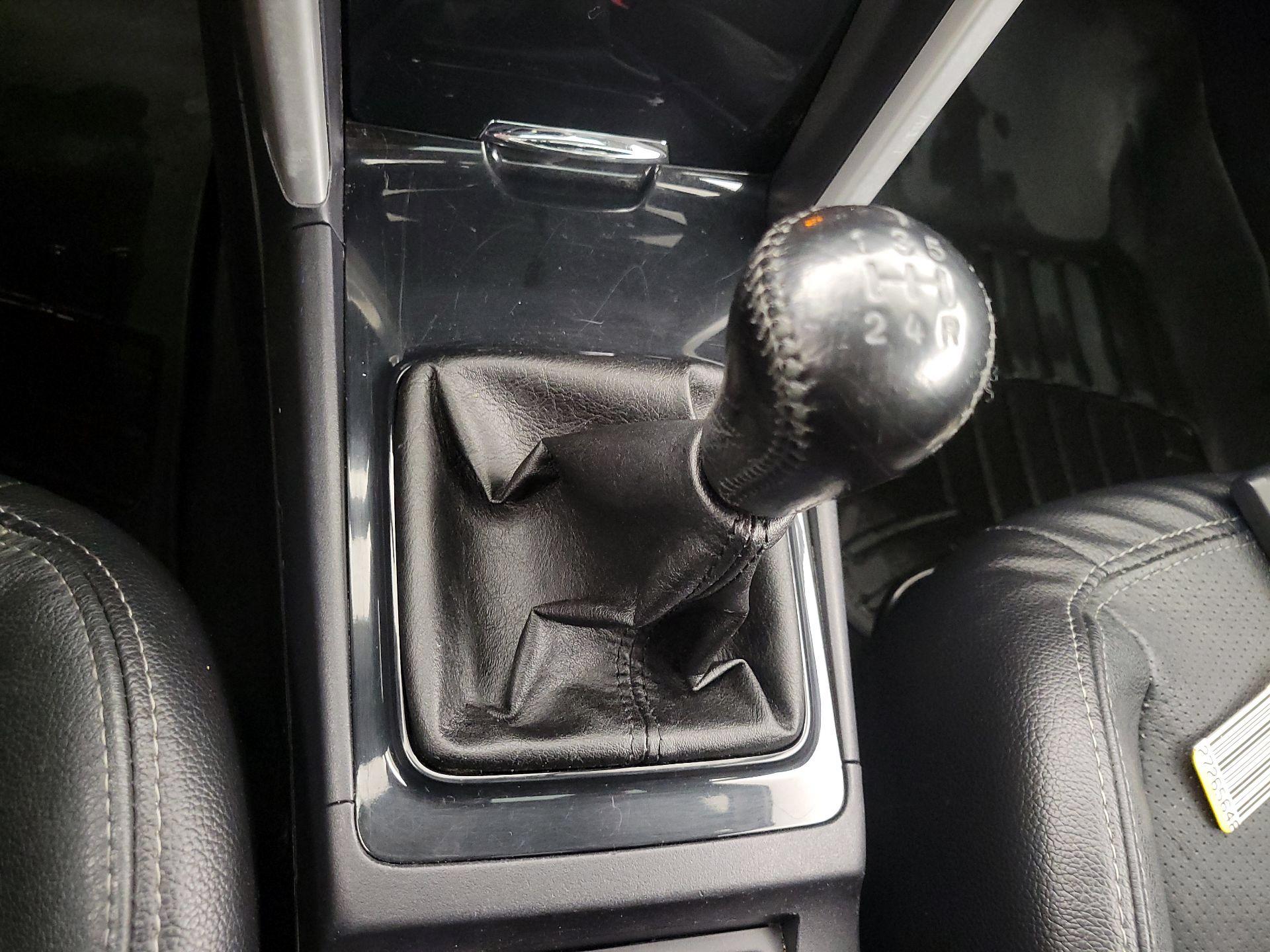 Thumbnail: 2016 Mitsubishi Lancer - 17