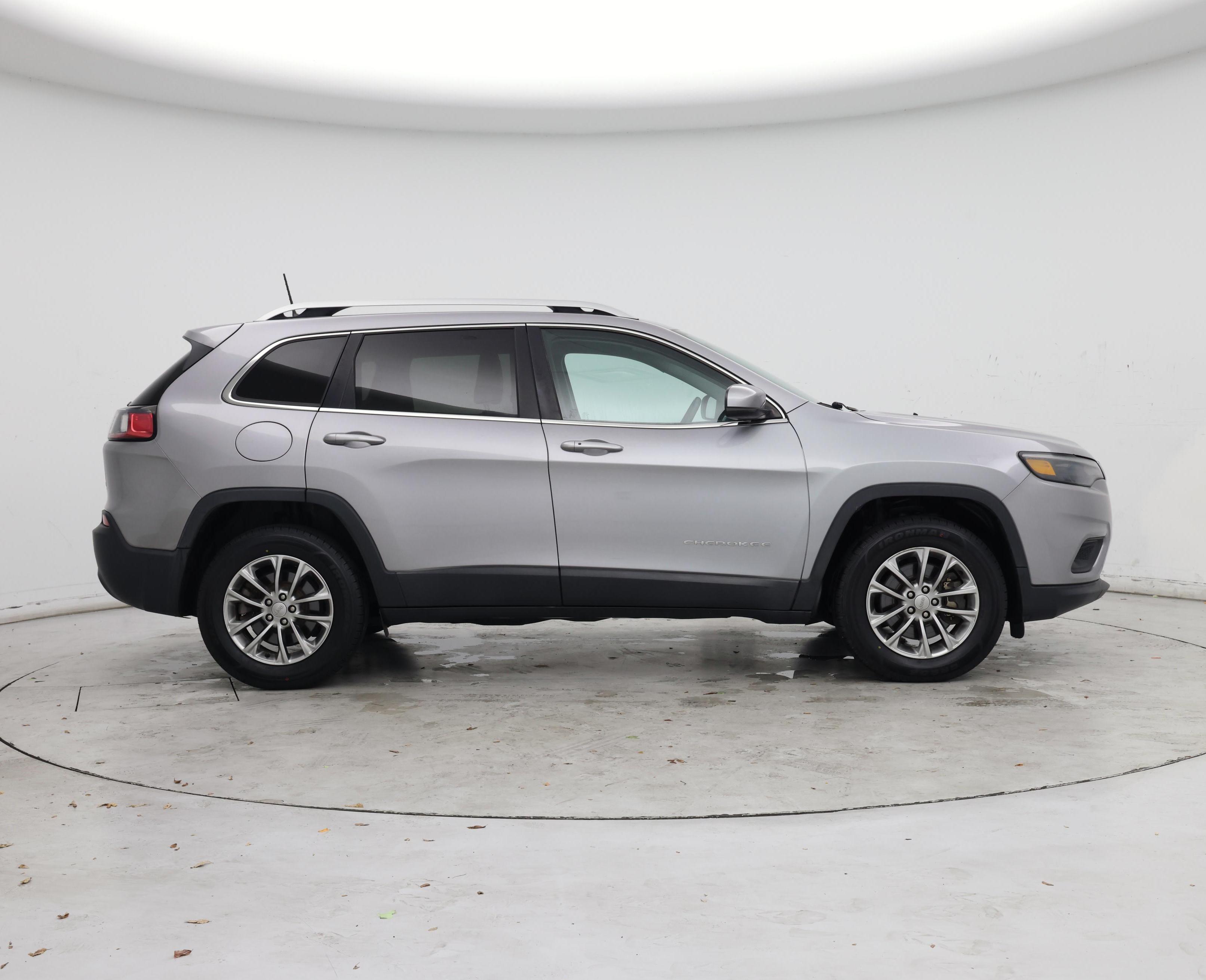 Thumbnail: 2019 Jeep Cherokee - 7