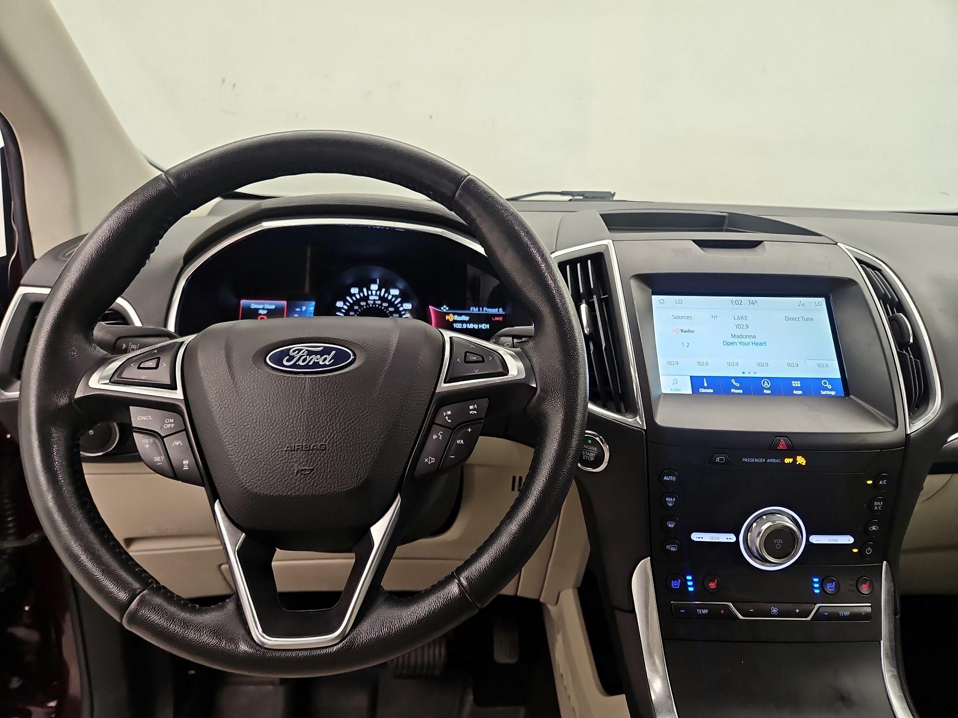 Thumbnail: 2020 Ford Edge - 10
