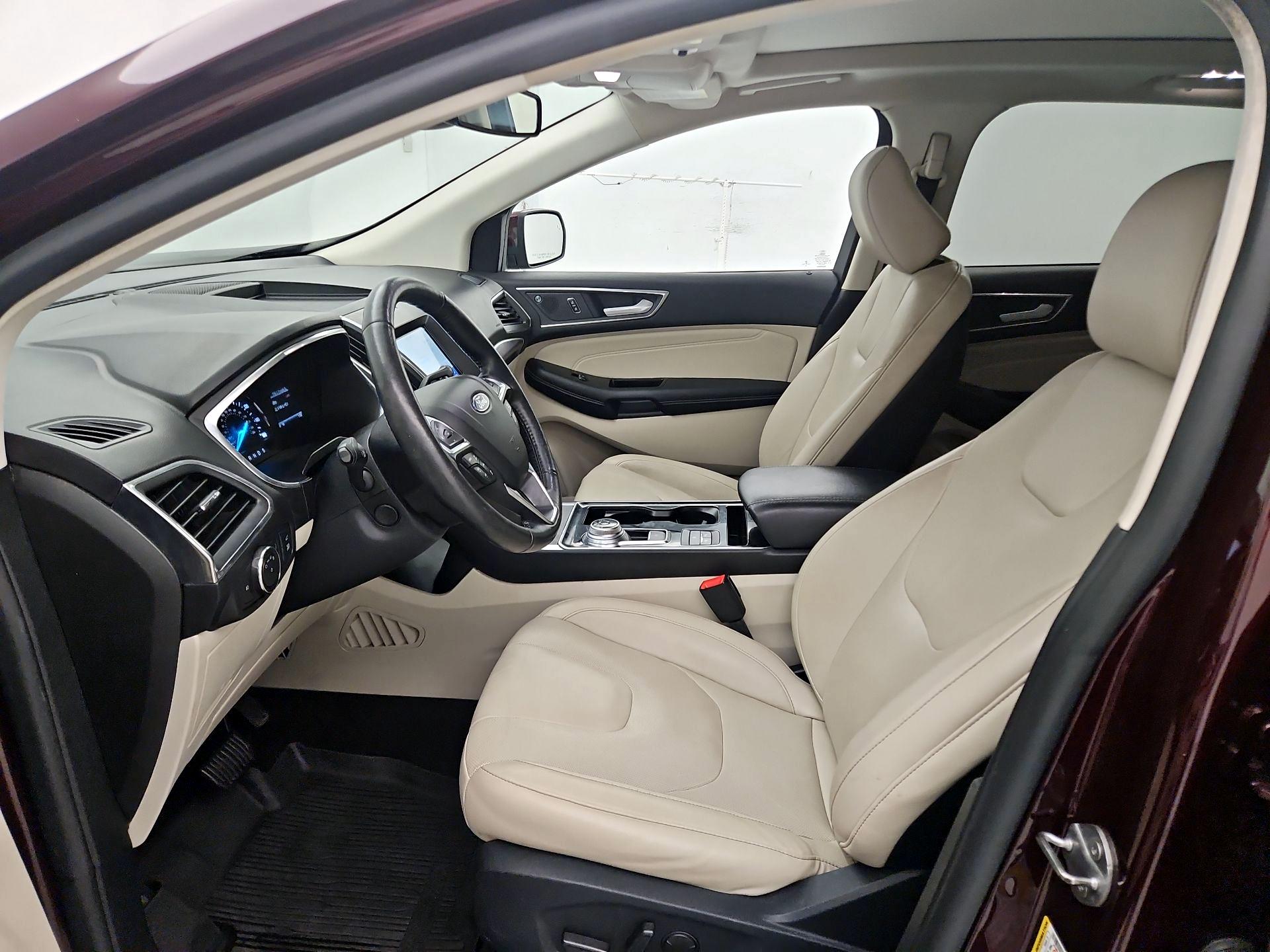 Thumbnail: 2020 Ford Edge - 11