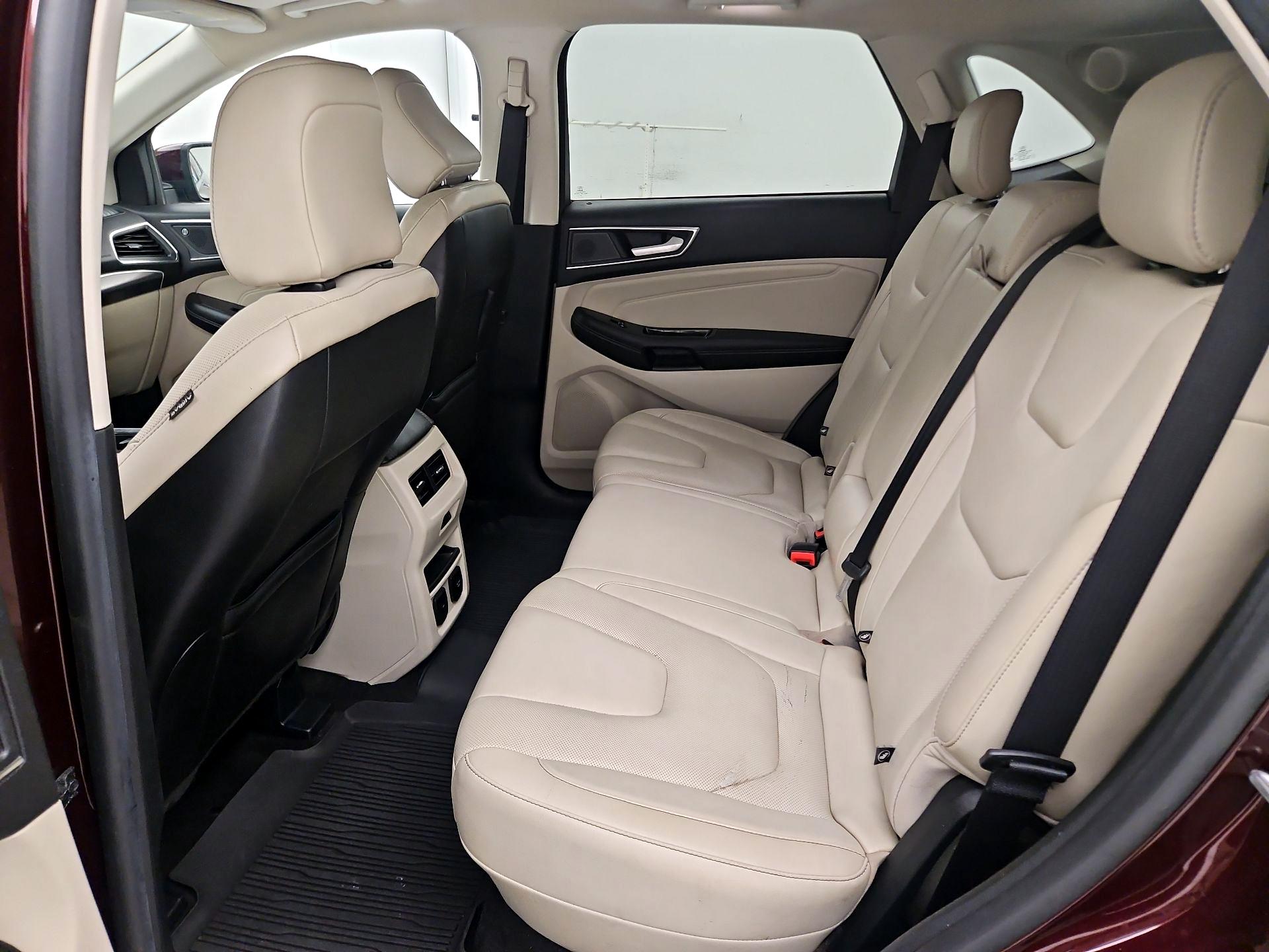 Thumbnail: 2020 Ford Edge - 20