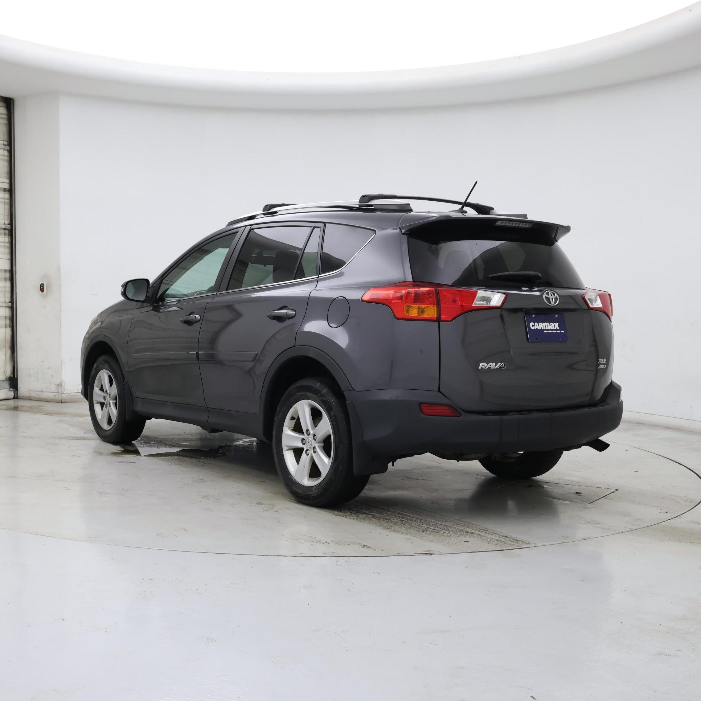 Thumbnail: 2013 Toyota RAV4 - 2