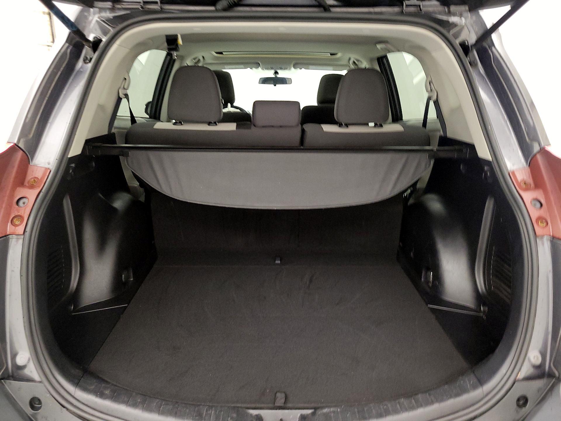 Thumbnail: 2013 Toyota RAV4 - 20