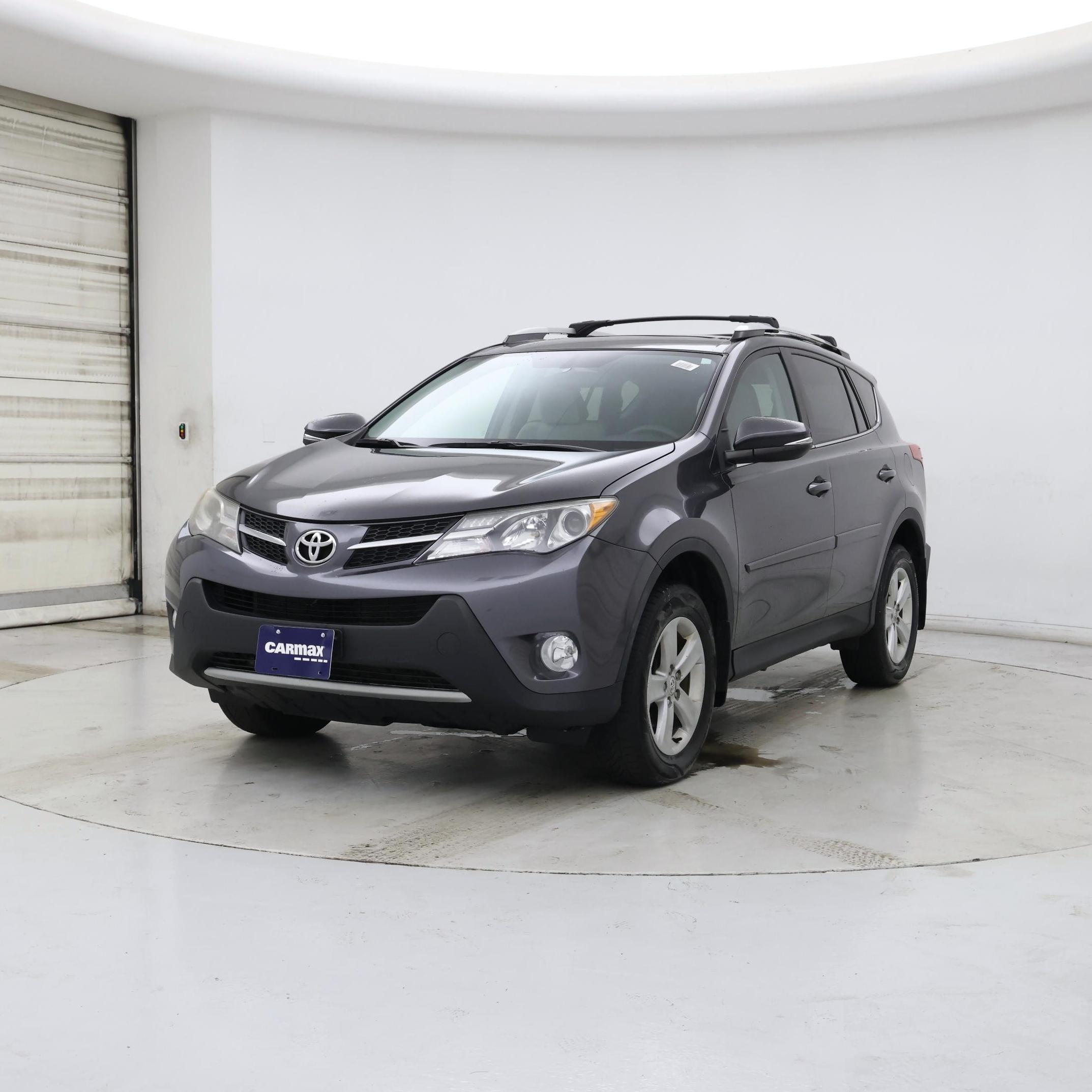 Thumbnail: 2013 Toyota RAV4 - 4