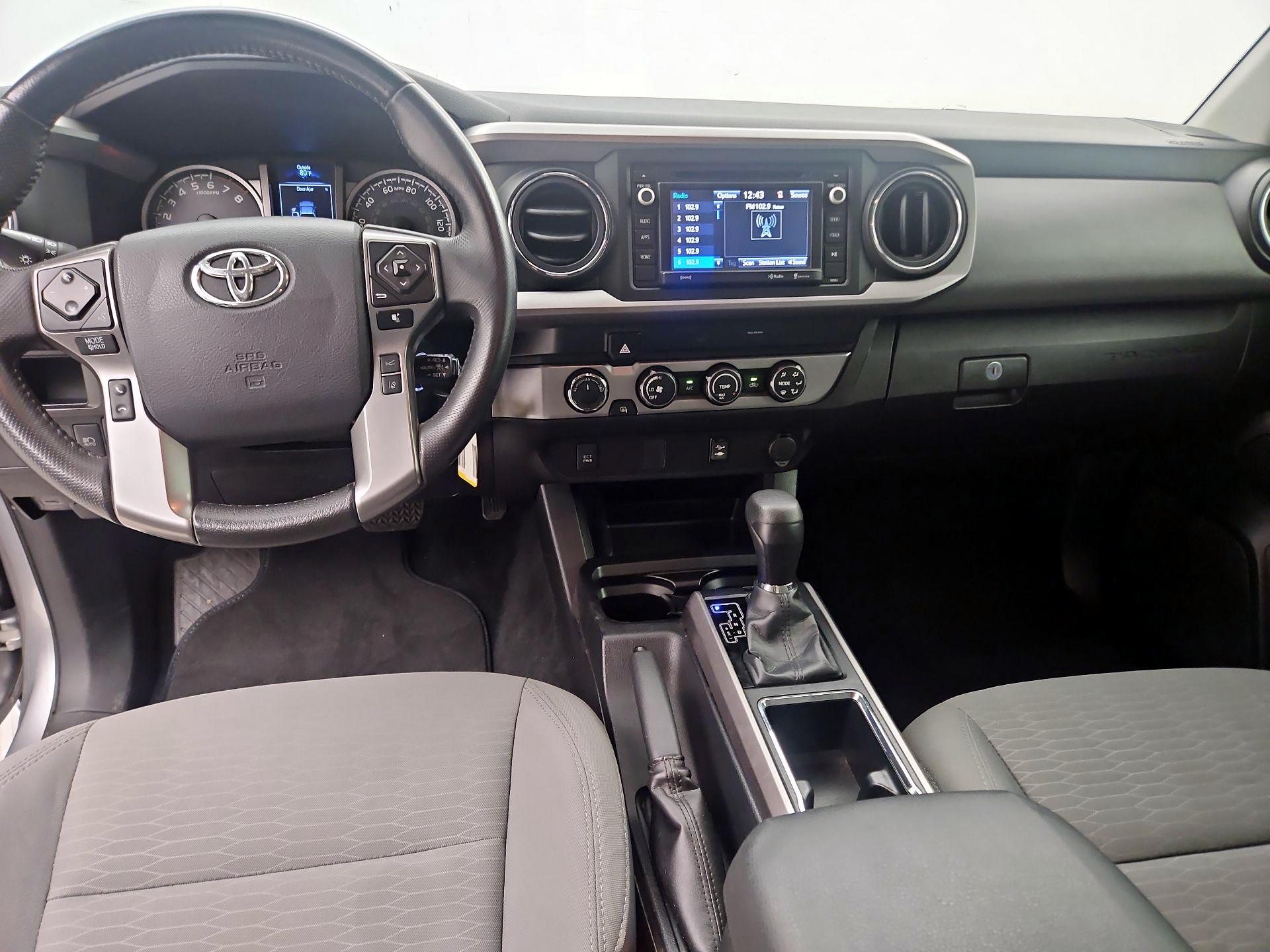 Thumbnail: 2019 Toyota Tacoma - 9