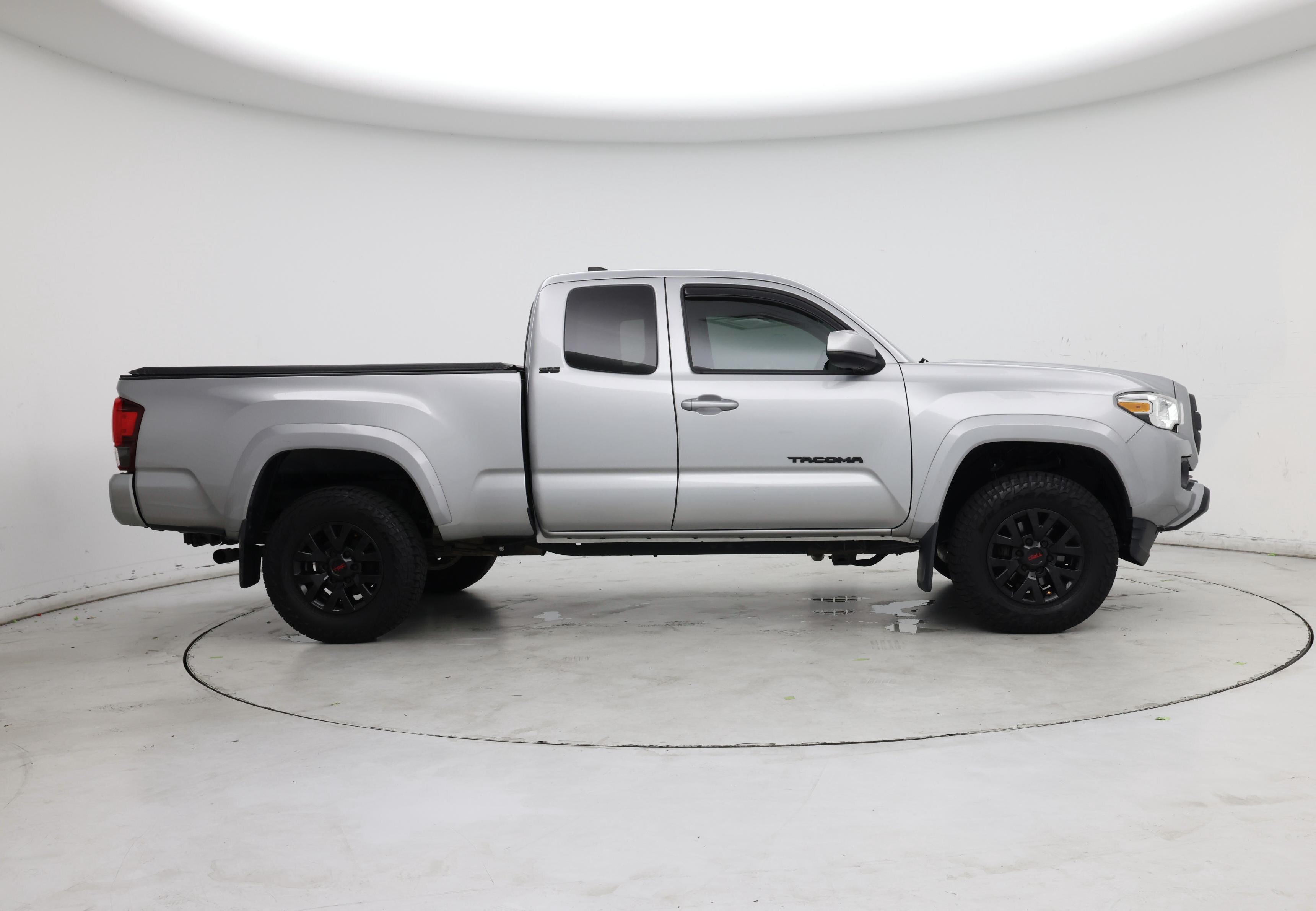 Thumbnail: 2019 Toyota Tacoma - 7
