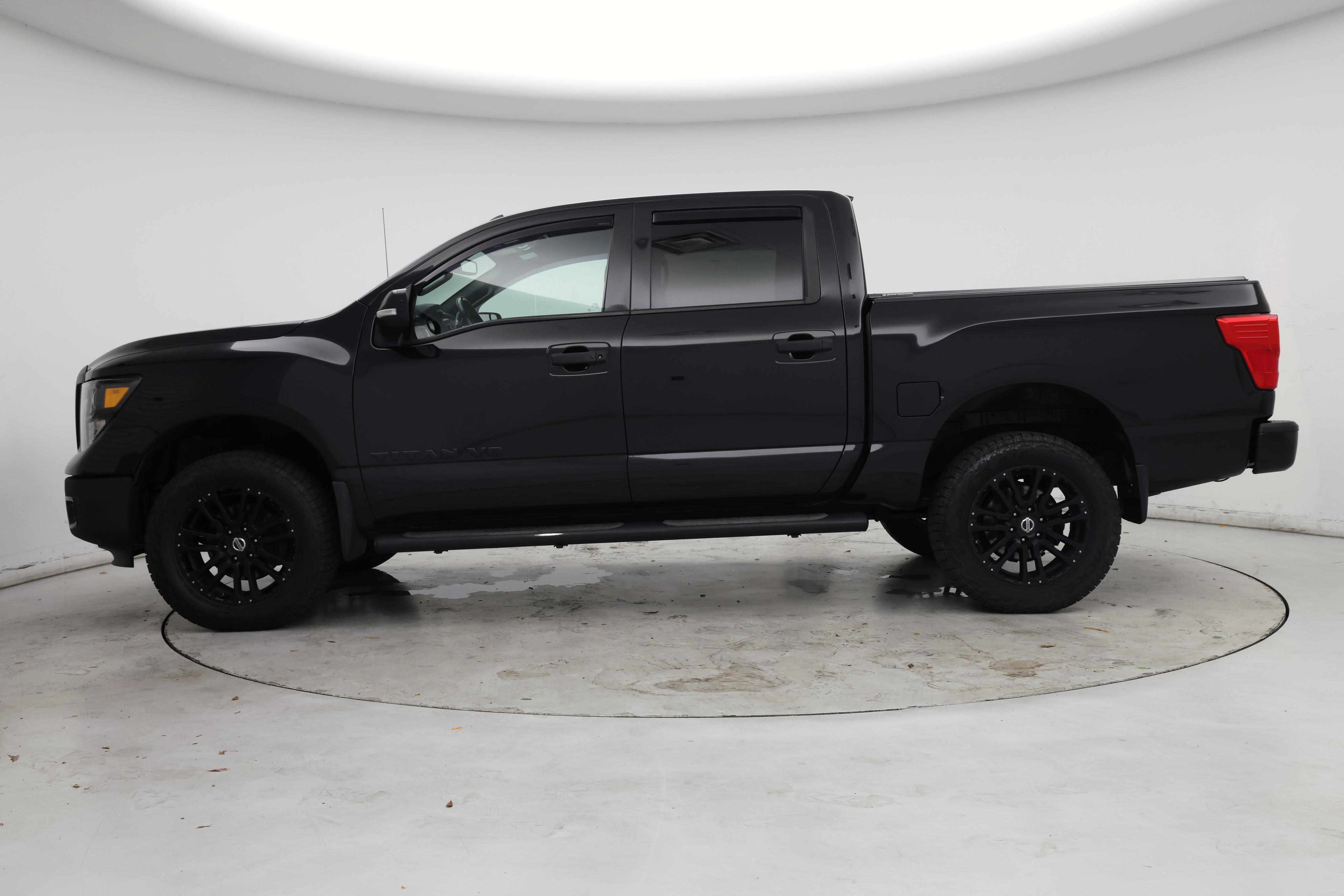 Thumbnail: 2019 Nissan Titan - 3