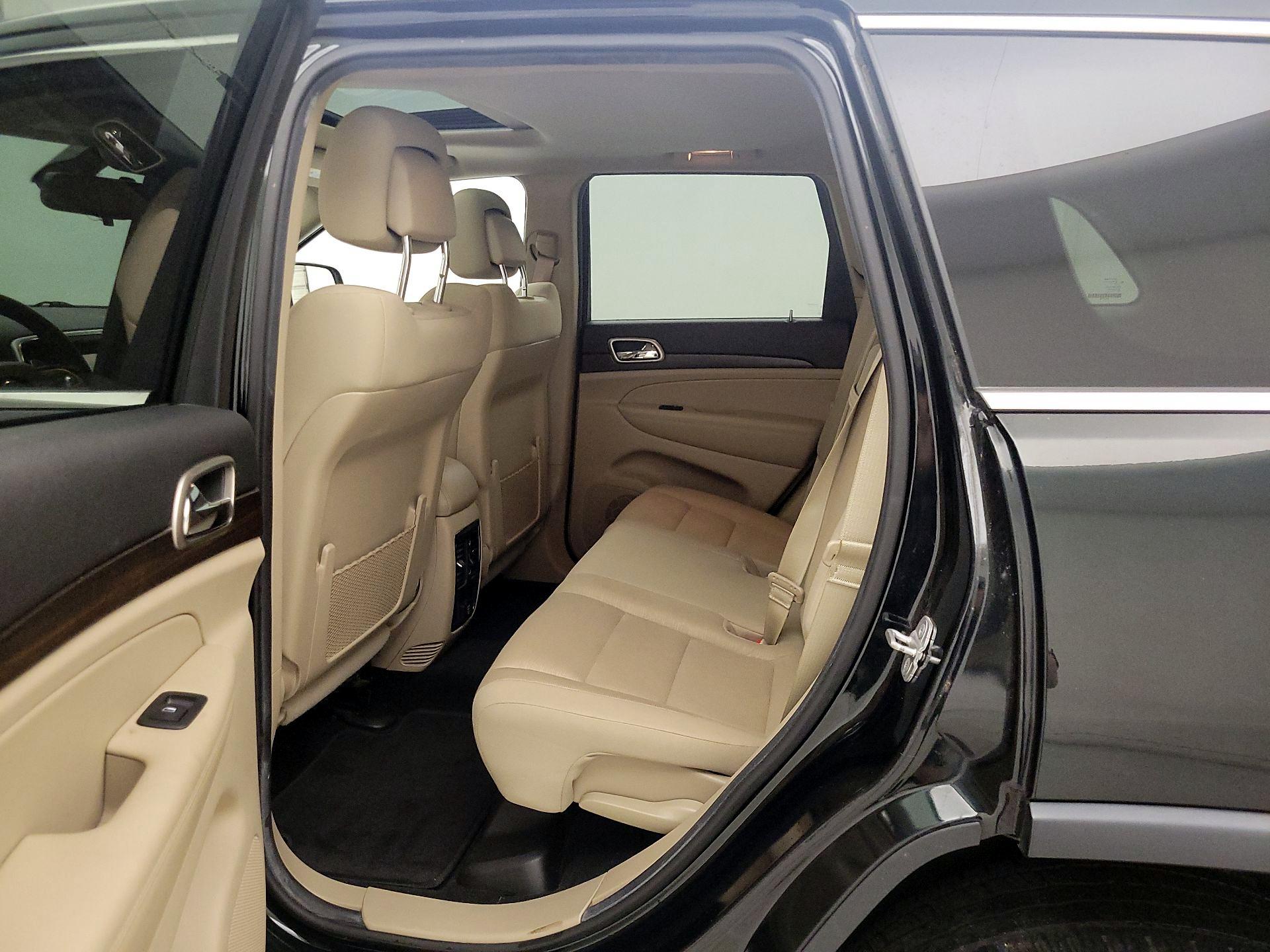 Thumbnail: 2014 Jeep Grand Cherokee - 19