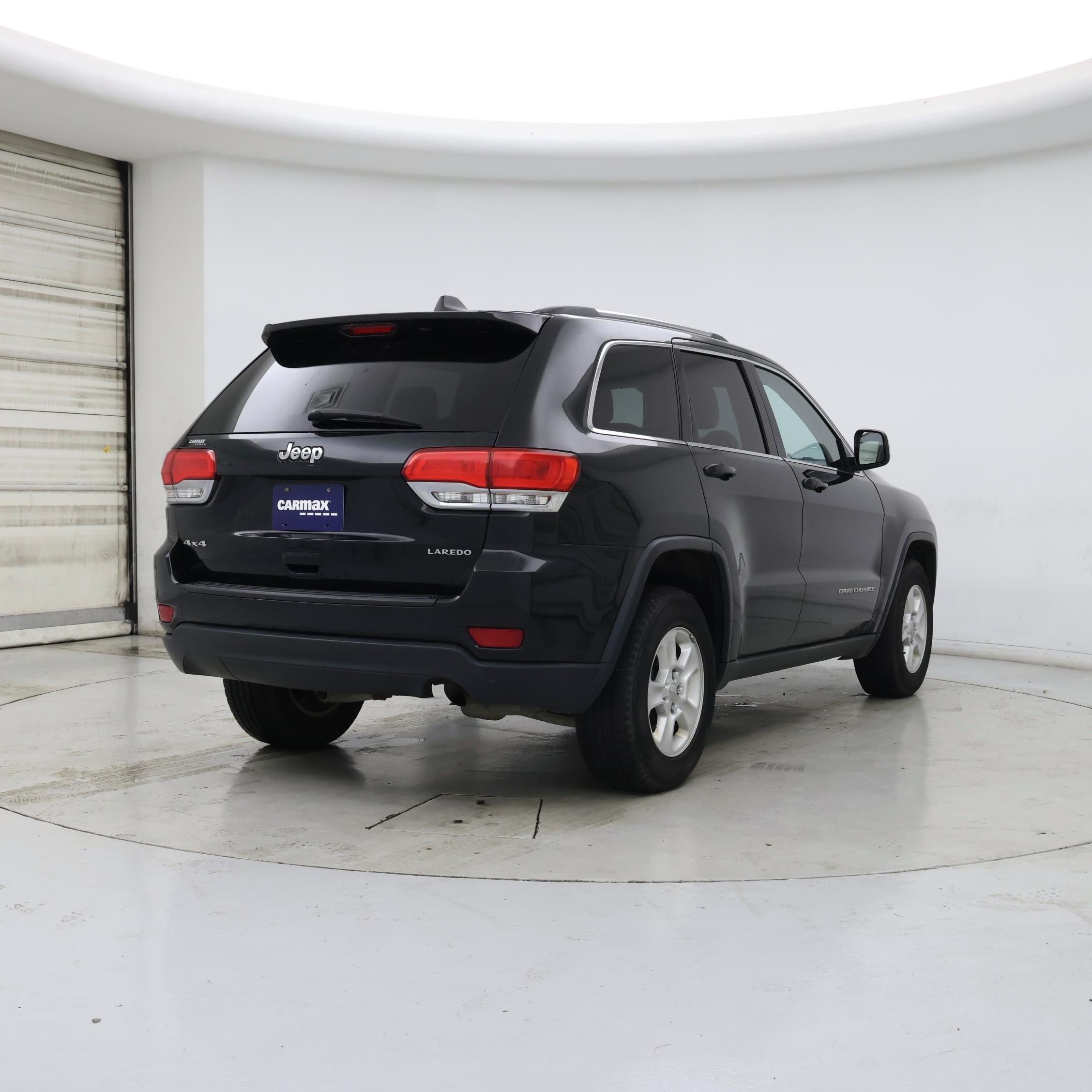 Thumbnail: 2014 Jeep Grand Cherokee - 8