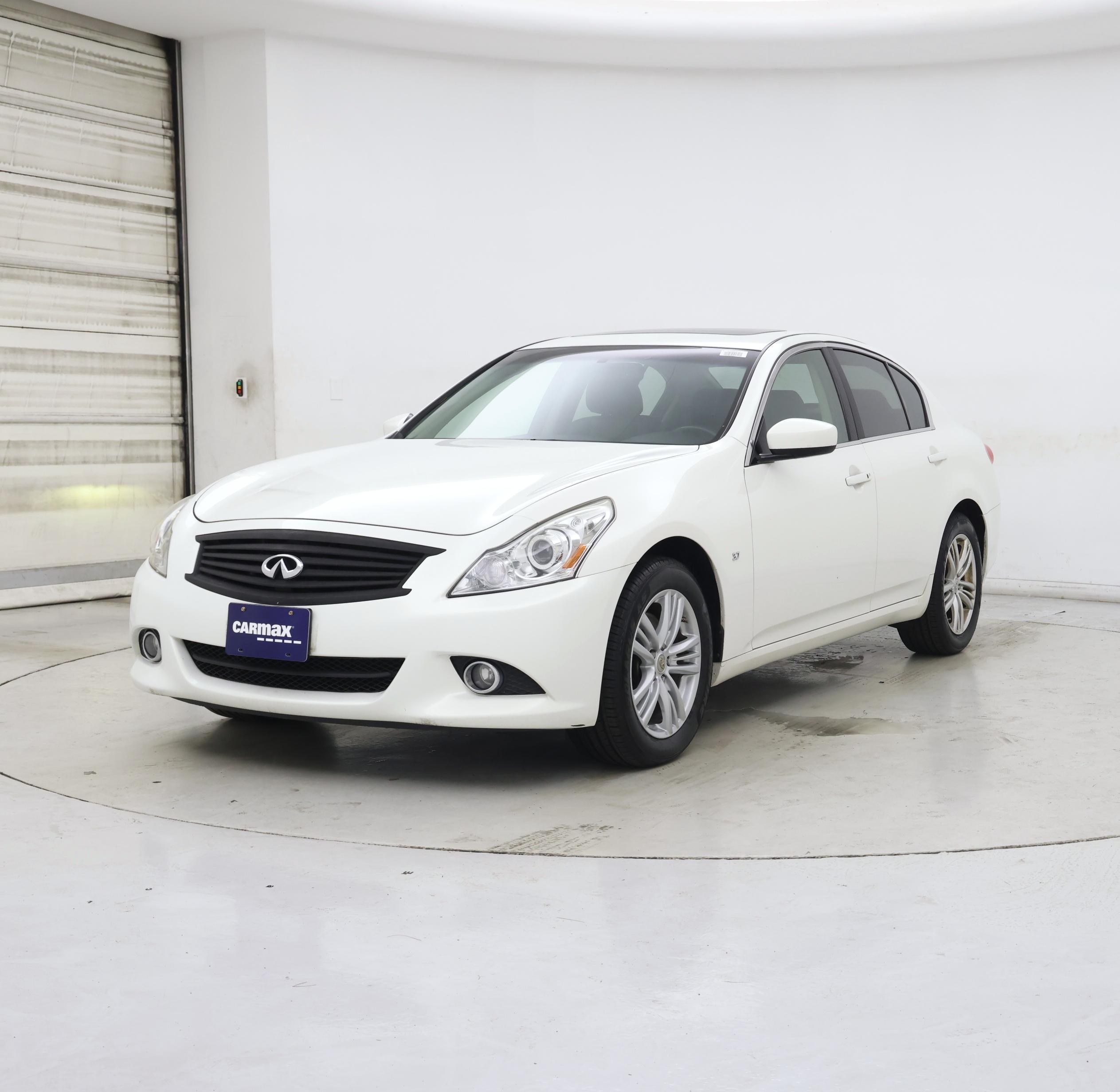 Thumbnail: 2015 INFINITI  - 4