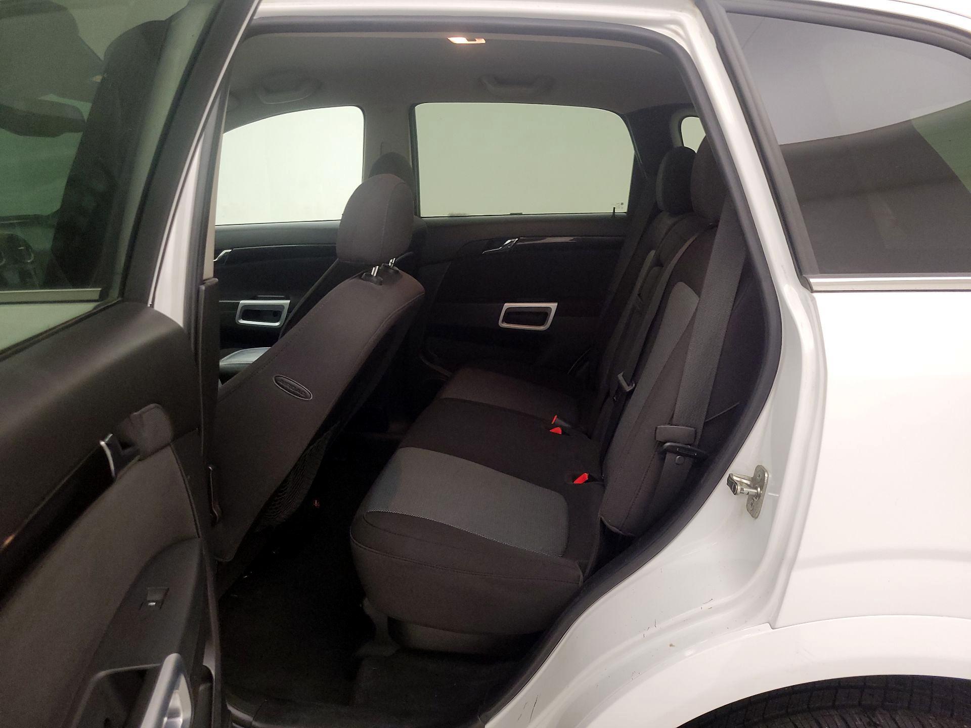 Thumbnail: 2014 Chevrolet Captiva Sport - 18