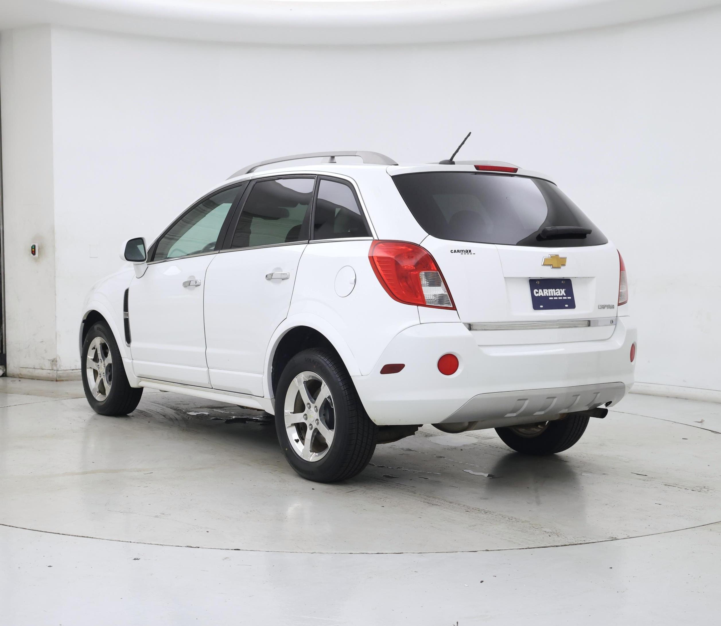 Thumbnail: 2014 Chevrolet Captiva Sport - 2