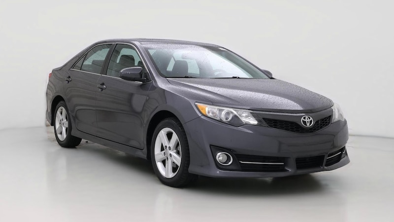 2013 Toyota Camry SE Hero Image