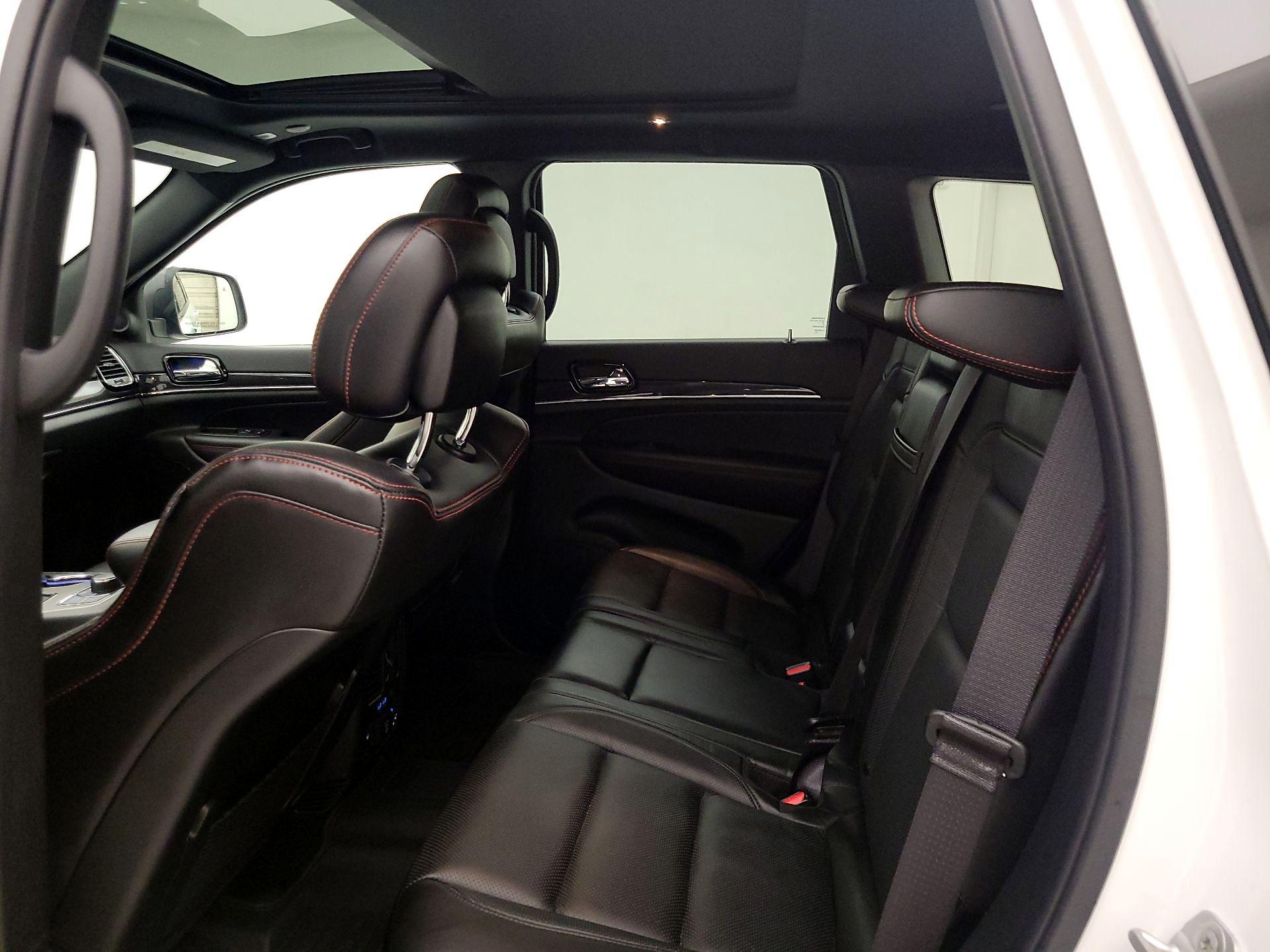 Thumbnail: 2021 Jeep Grand Cherokee - 18