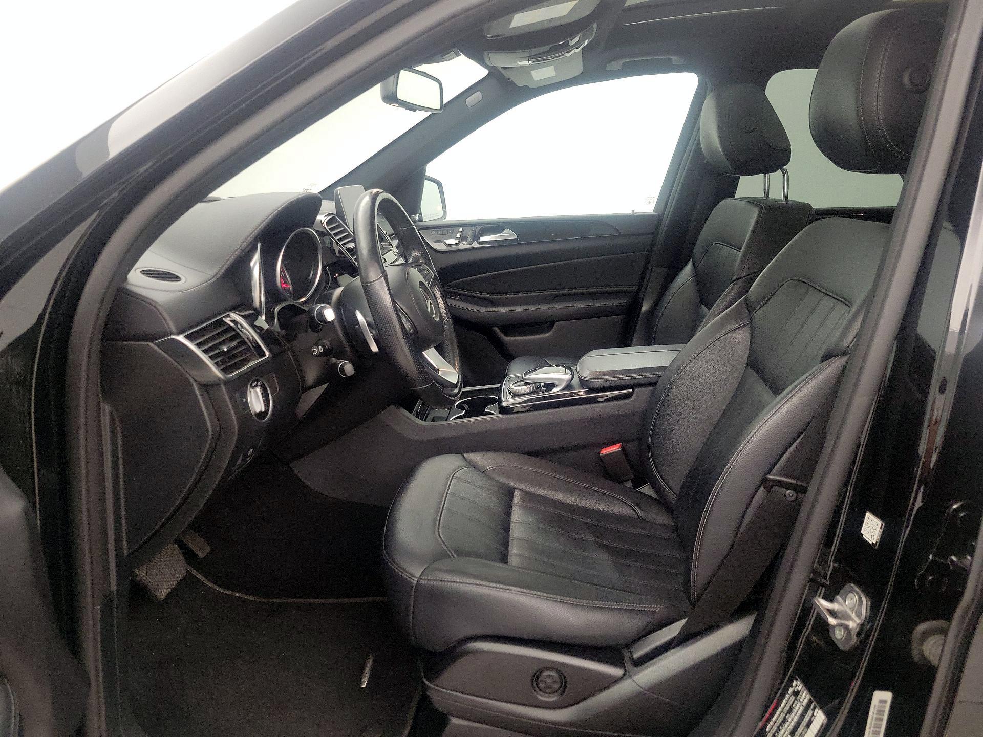 Thumbnail: 2019 Mercedes-Benz GLS - 11