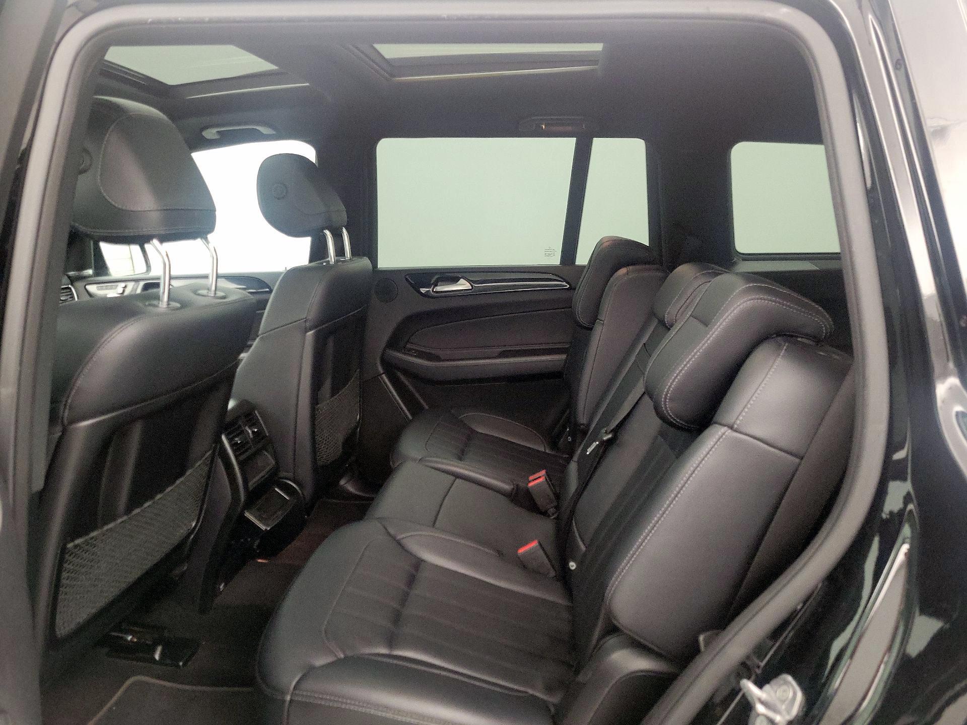 Thumbnail: 2019 Mercedes-Benz GLS - 20