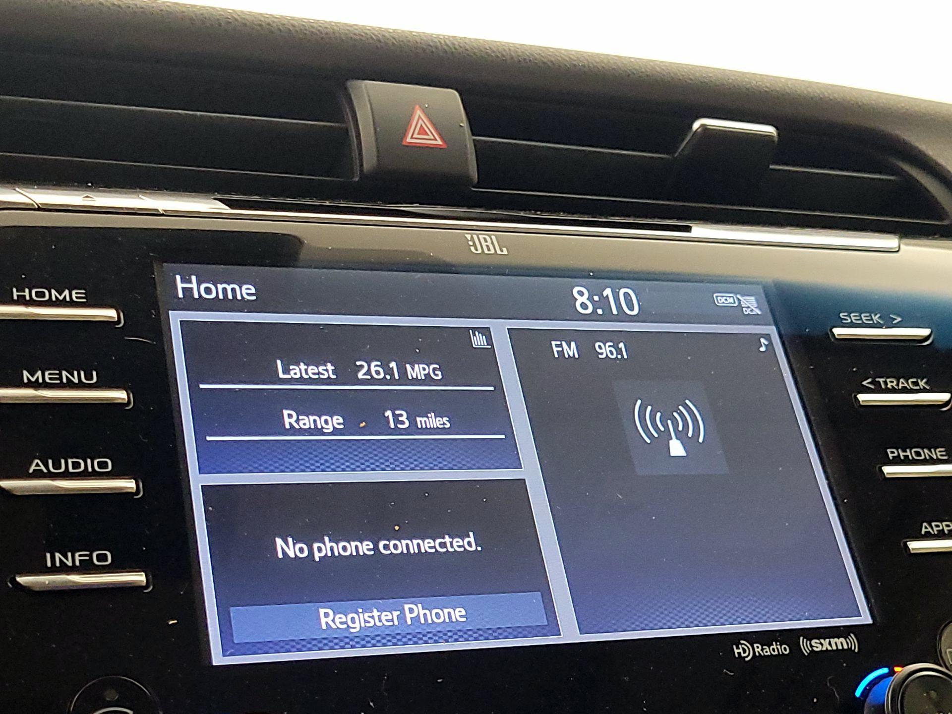 Thumbnail: 2018 Toyota Camry - 15