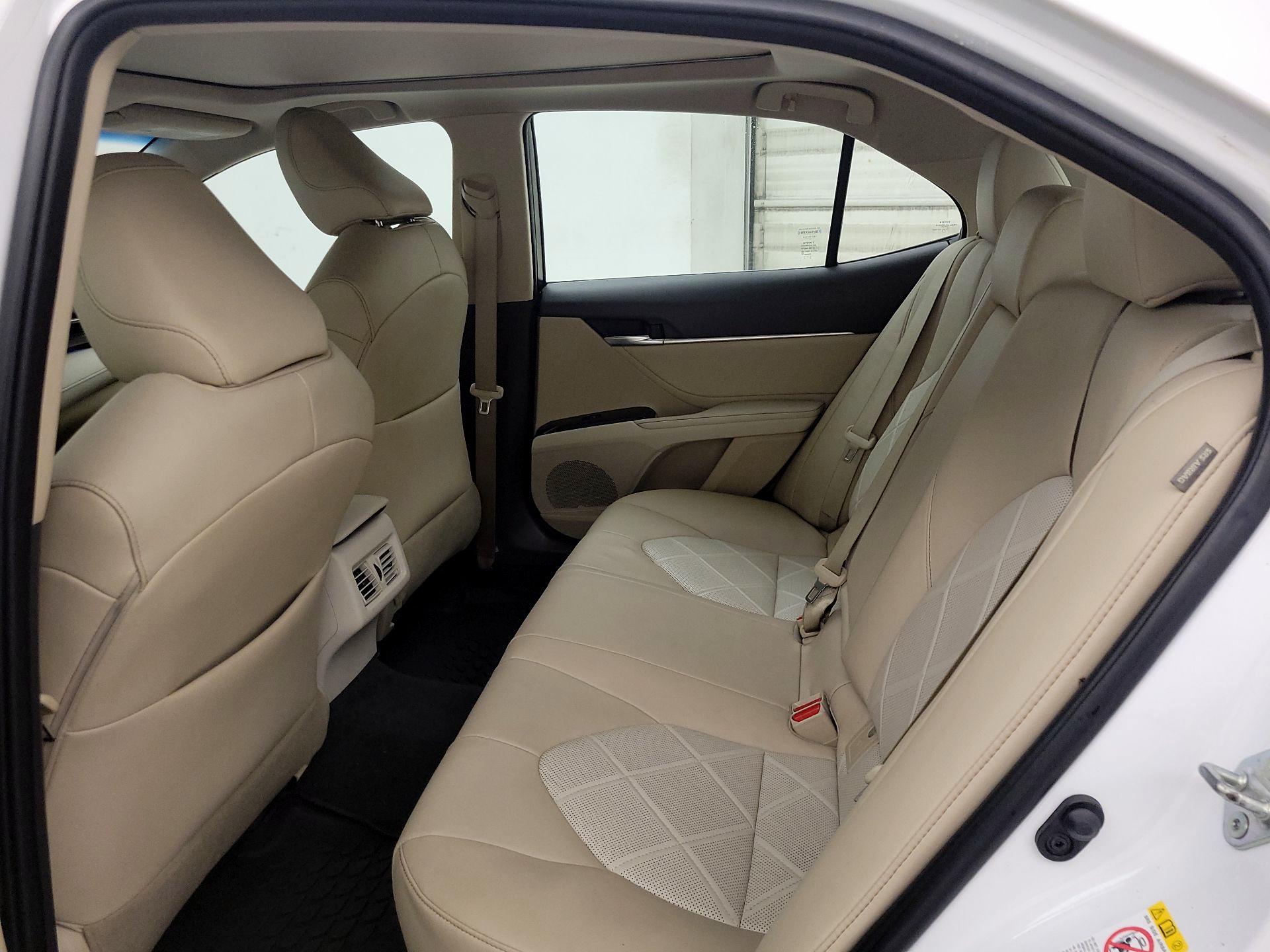 Thumbnail: 2018 Toyota Camry - 20
